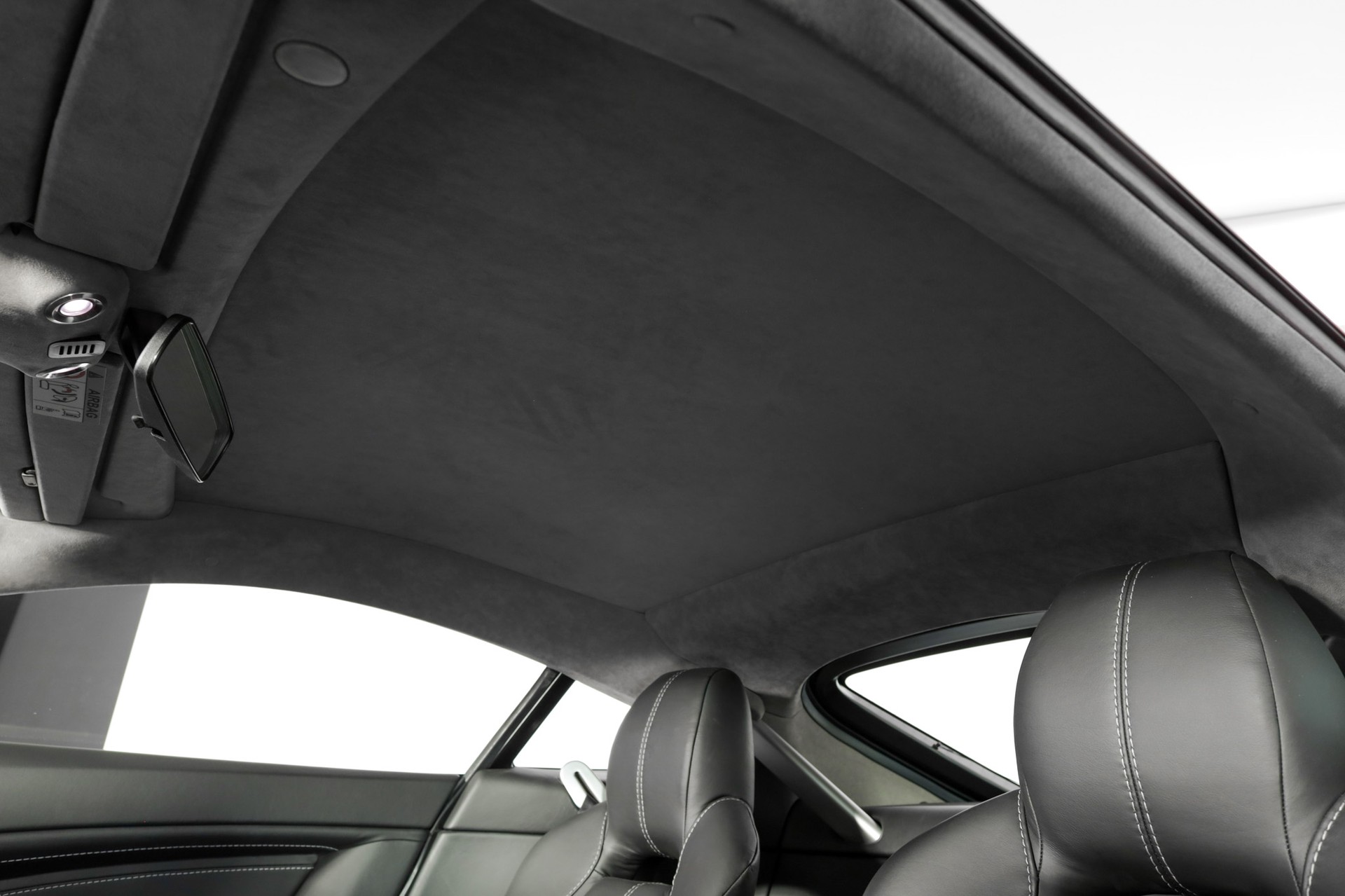 ASTON MARTIN V8 Vantage 4.7 Sportshift-image-14
