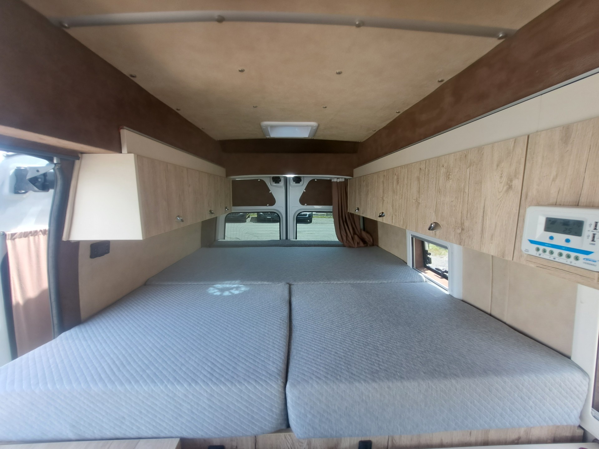 OPEL Wohnmobil L2H3-image-9