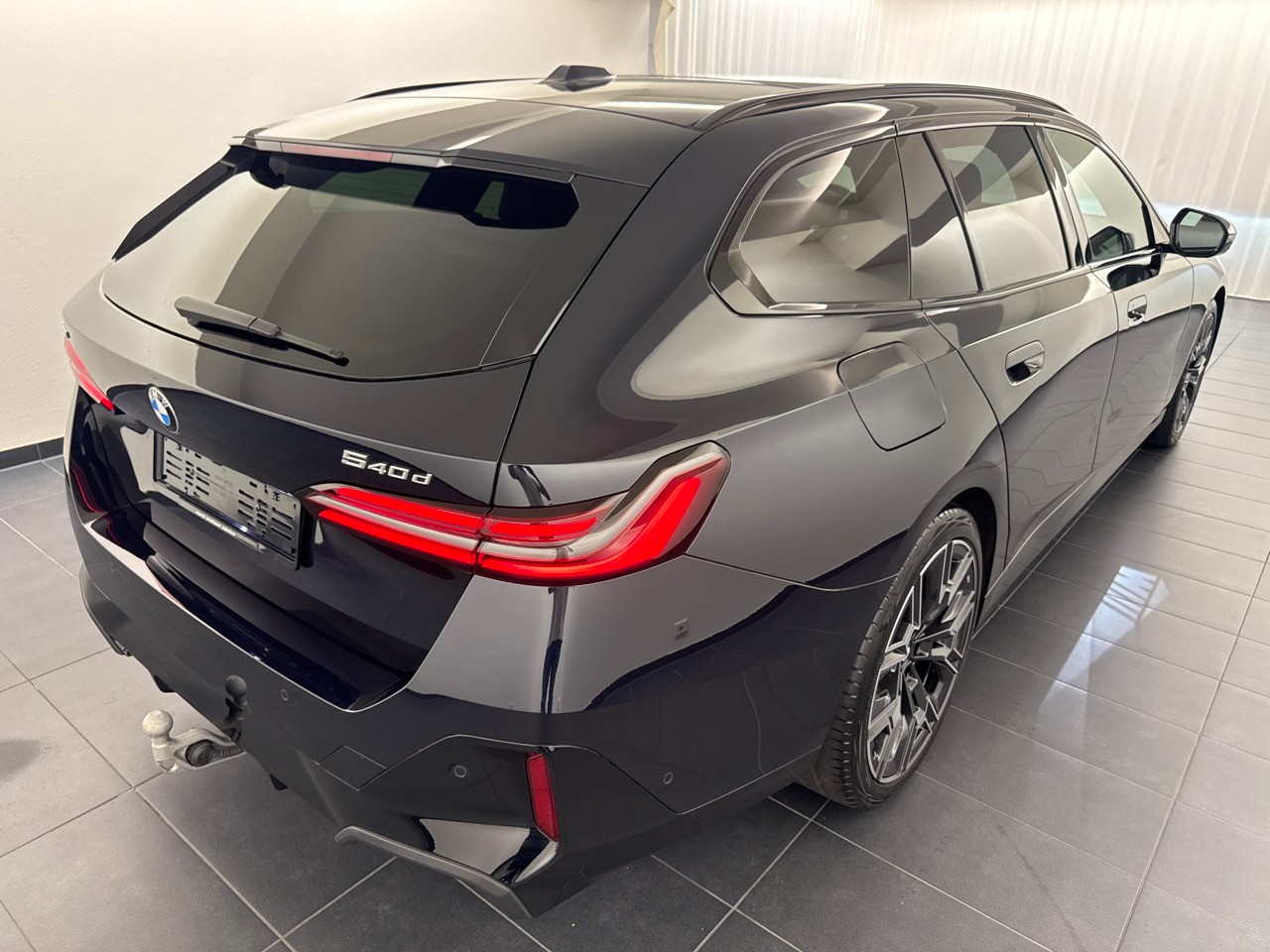 BMW 540d xDr 48V Tour M.S.Pro ''inkl. AHK & Standheizung''-image-2