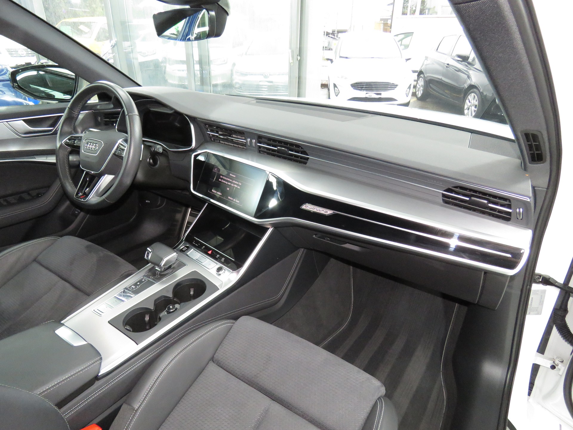 AUDI A6 Avant 40 TDI Sport Attraction Quattro S-tronic (Automat, AHK 2.0 t)-image-12