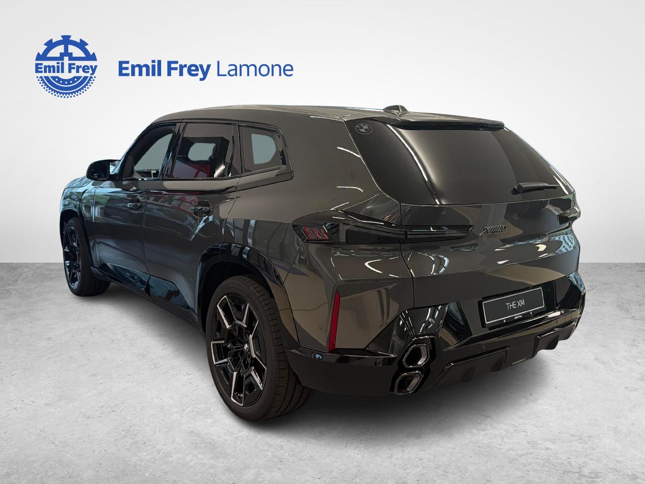 BMW XM 50e Plug-in Hybrid-showroom-element-2