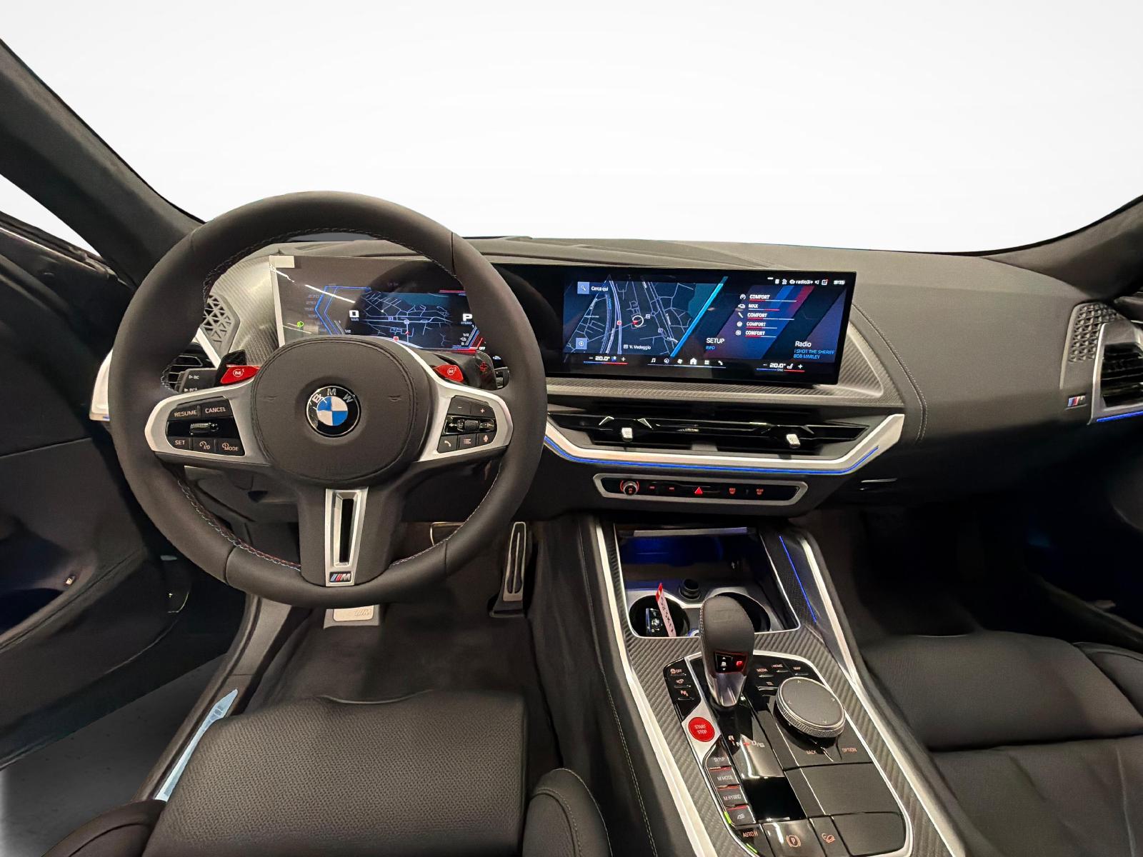 BMW XM 50e Plug-in Hybrid-image-12