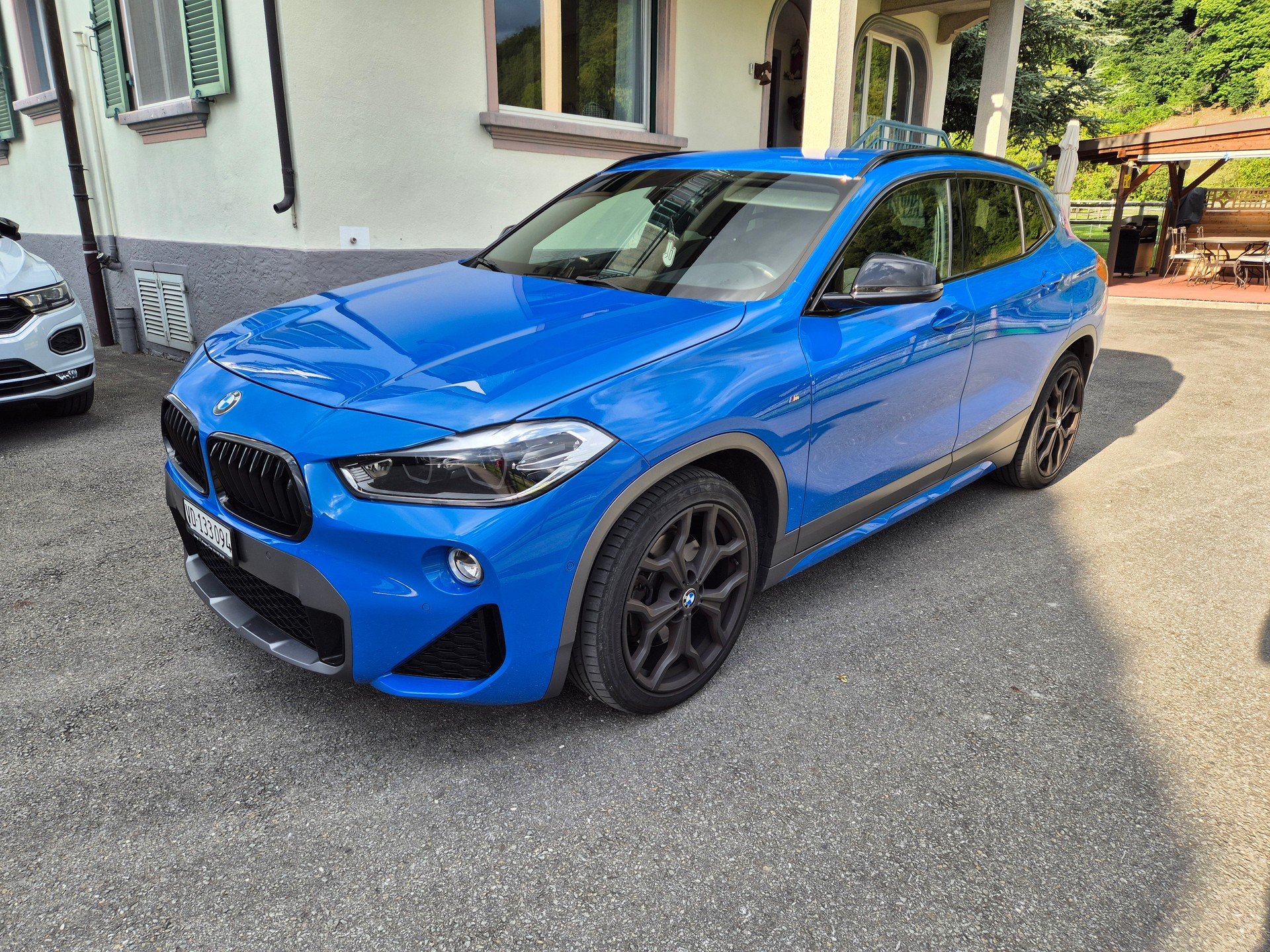 BMW 25d xDrive-image-0