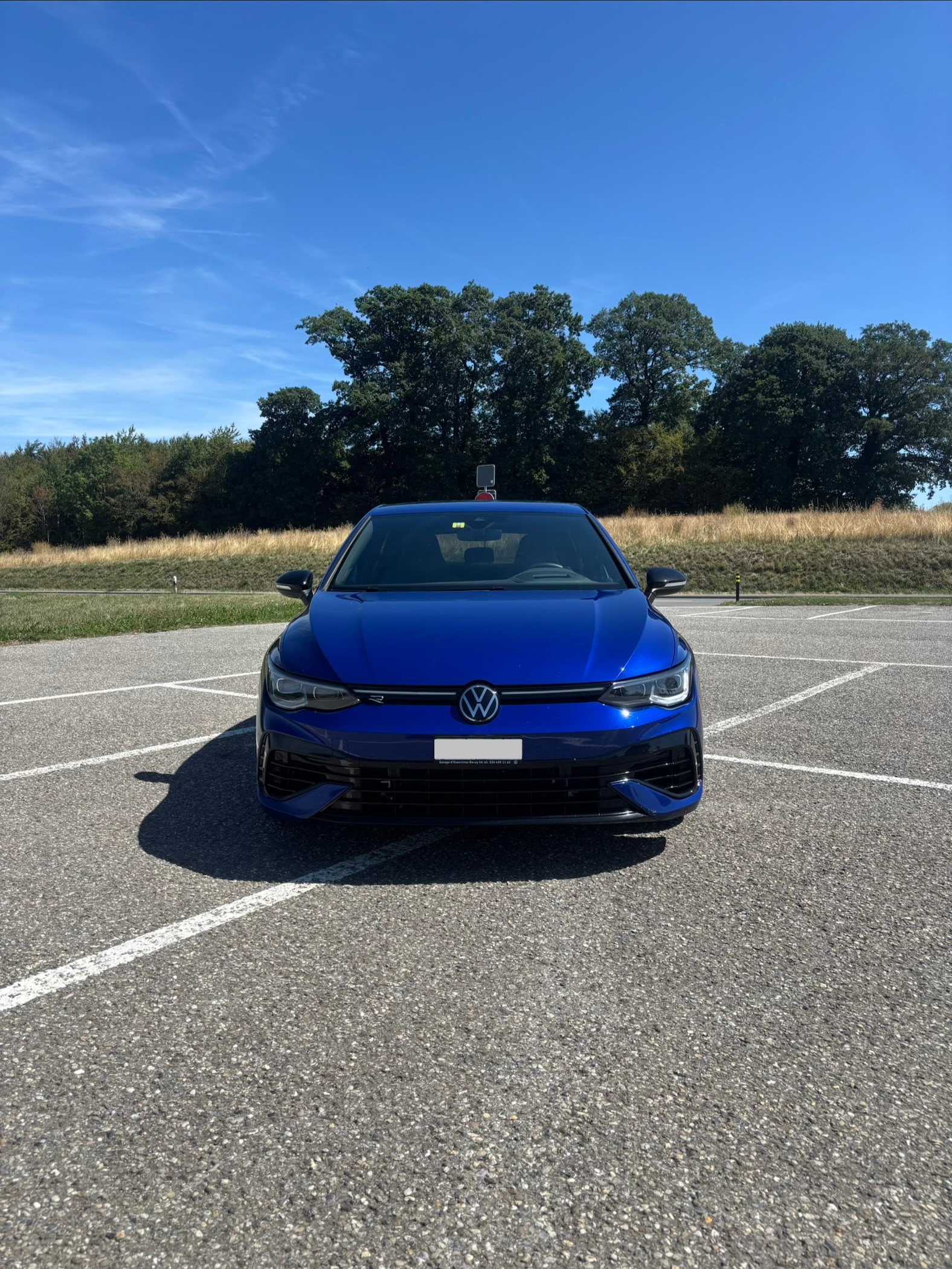 VW 2.0 TSI R DSG 4motion-image-1