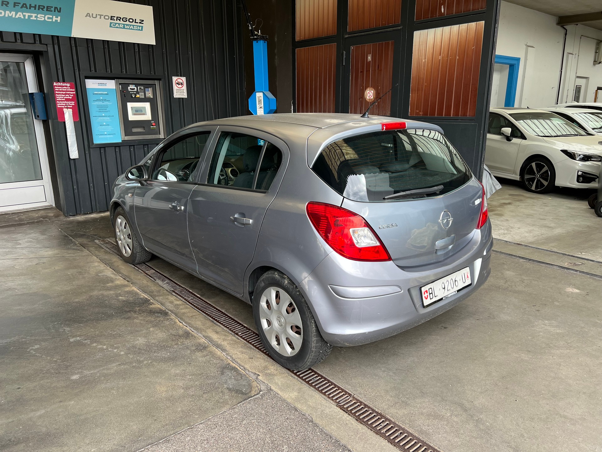 OPEL Corsa 1.4 TP Enjoy-image-1