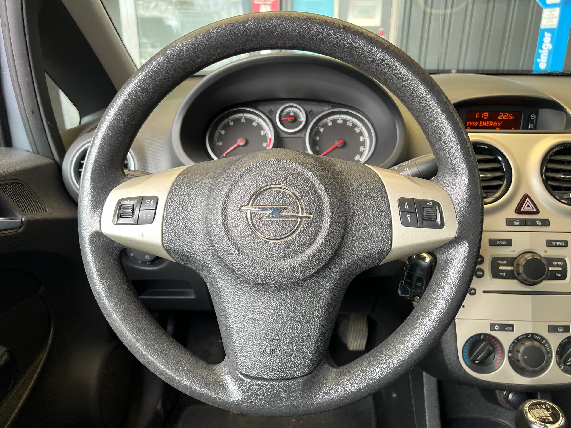 OPEL Corsa 1.4 TP Enjoy-image-6