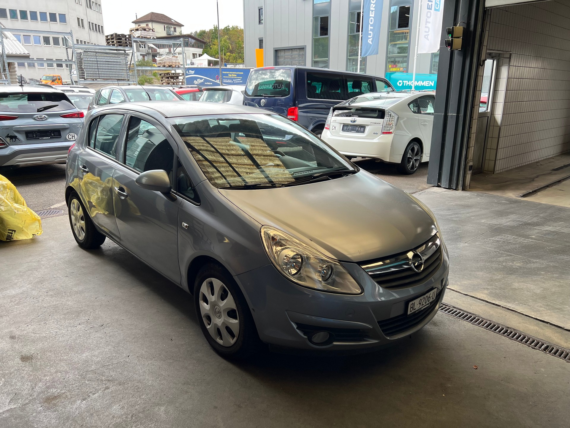 OPEL Corsa 1.4 TP Enjoy-image-2