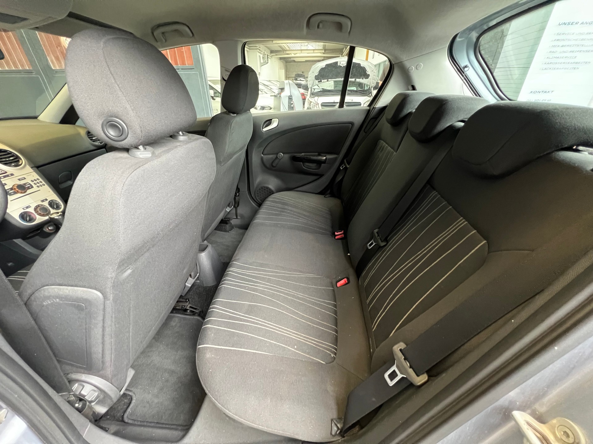 OPEL Corsa 1.4 TP Enjoy-image-8
