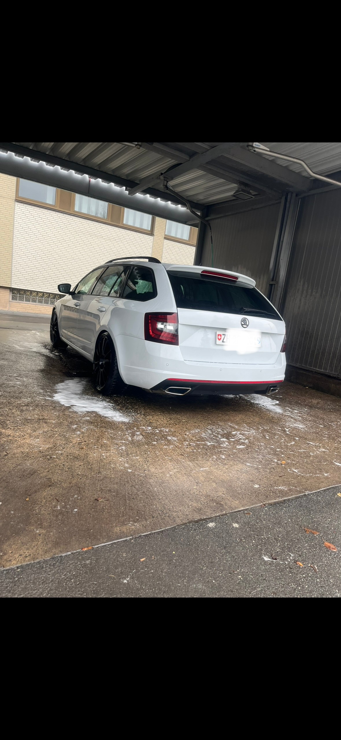 SKODA 2.0 TDI 184 RS 4x4 DSG-image-3