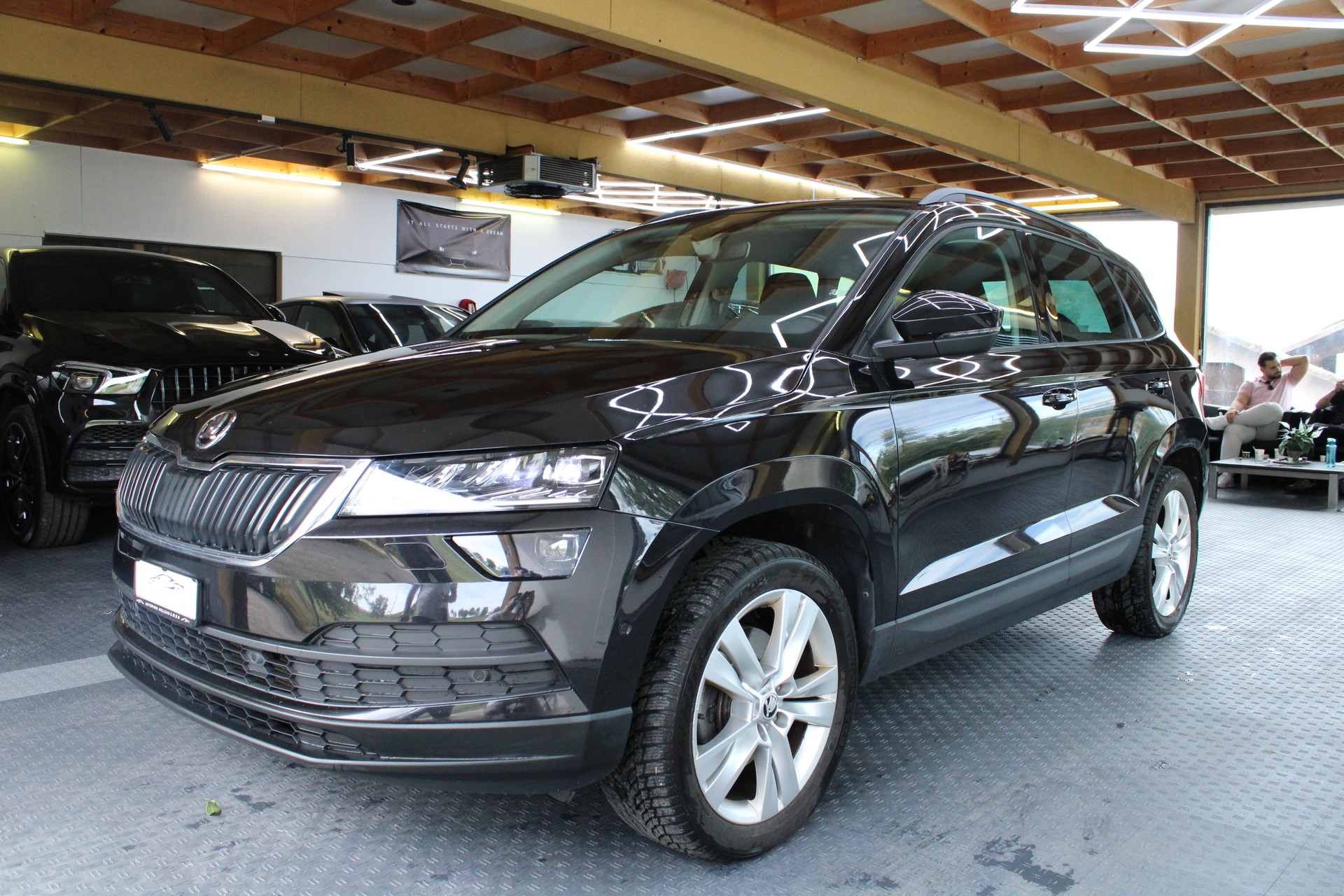 SKODA Karoq 2.0 TDI CR Style 4x4 DSG-image-0