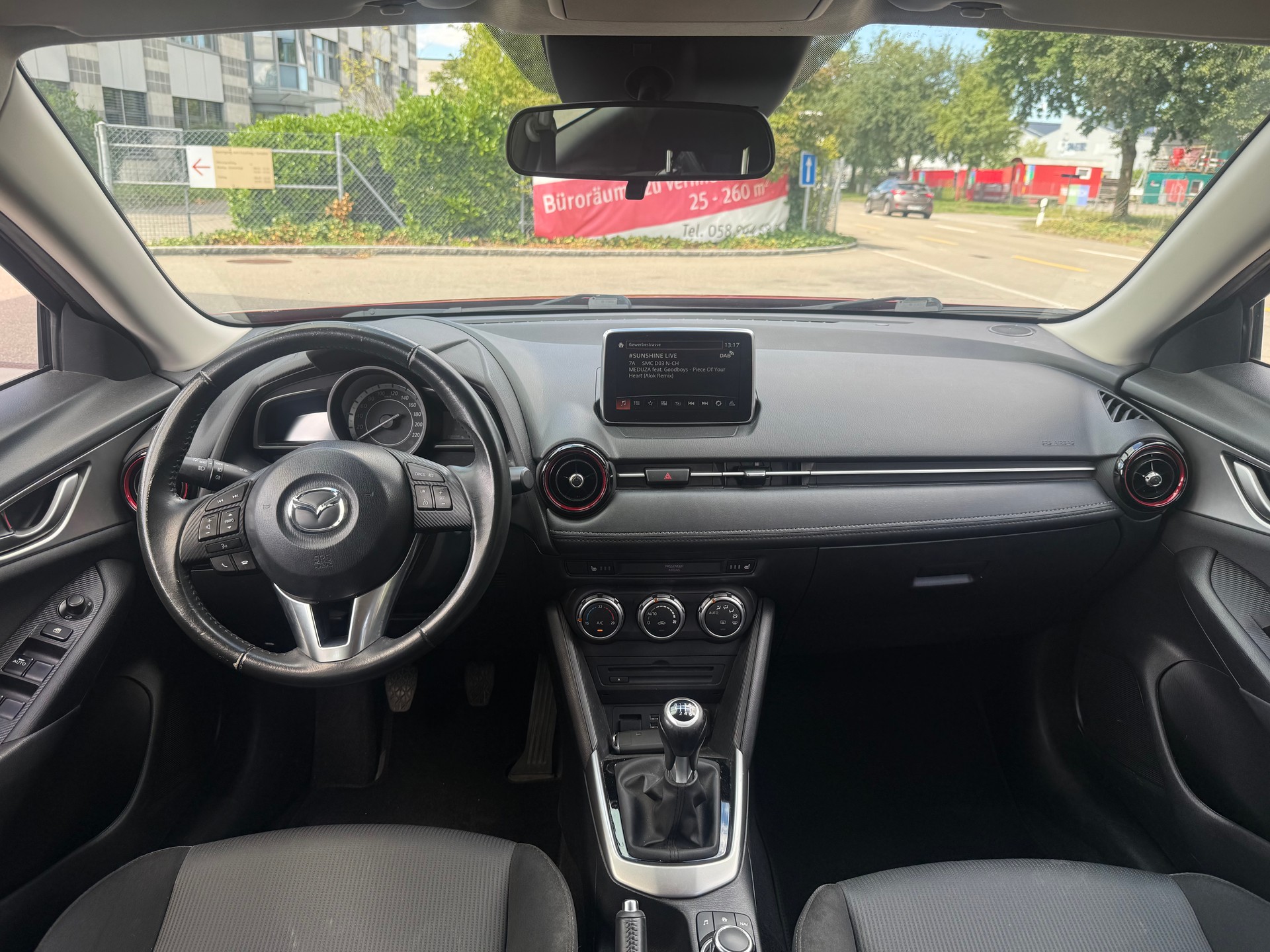 MAZDA CX-3 2.0 Ambition FWD / Frisch ab MFK / 1 Jahr Garantie / 8-fach Alu / Rückfahrkamera / Sitzheizung-image-7