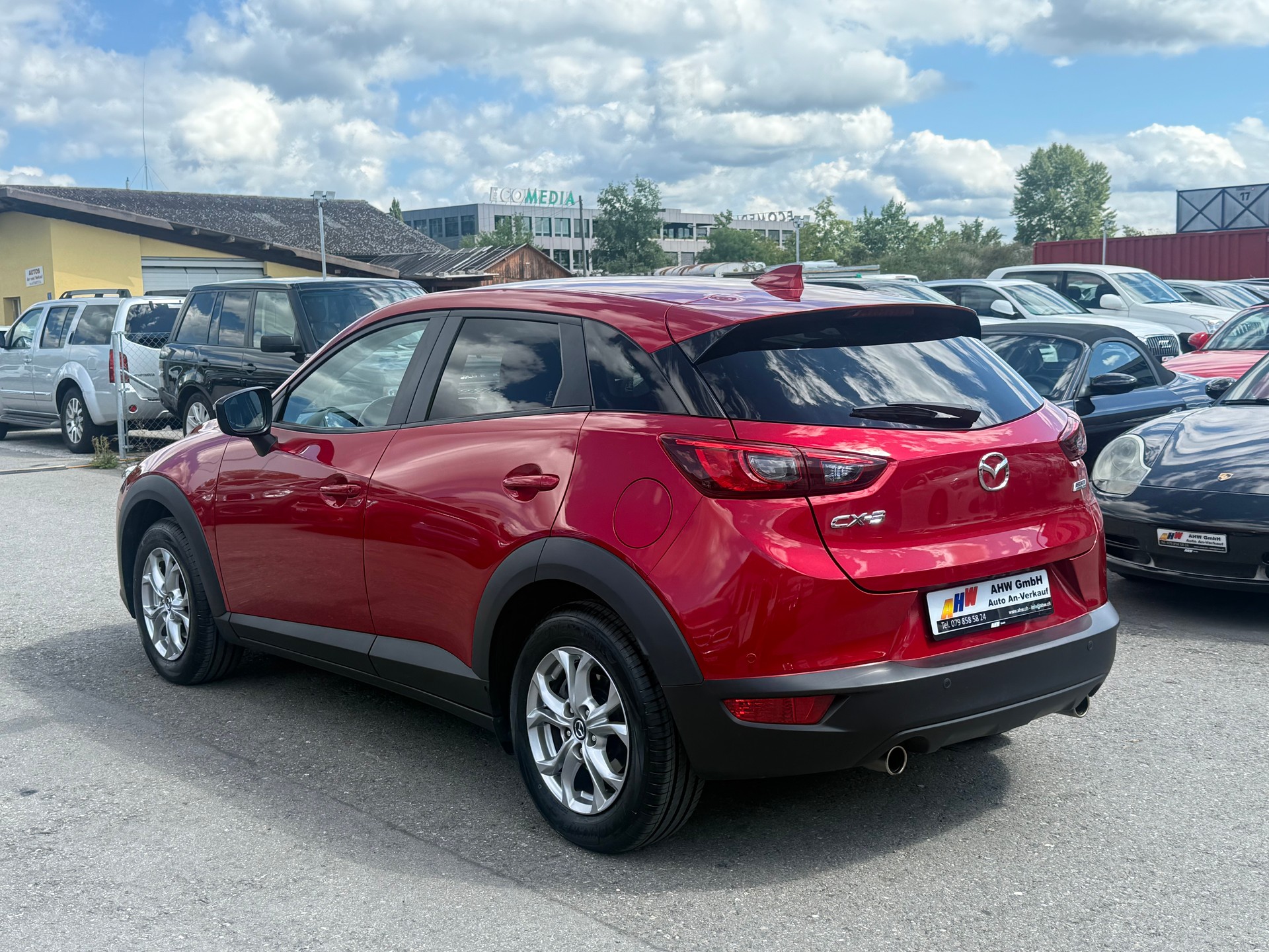 MAZDA CX-3 2.0 Ambition FWD / Frisch ab MFK / 1 Jahr Garantie / 8-fach Alu / Rückfahrkamera / Sitzheizung-image-5