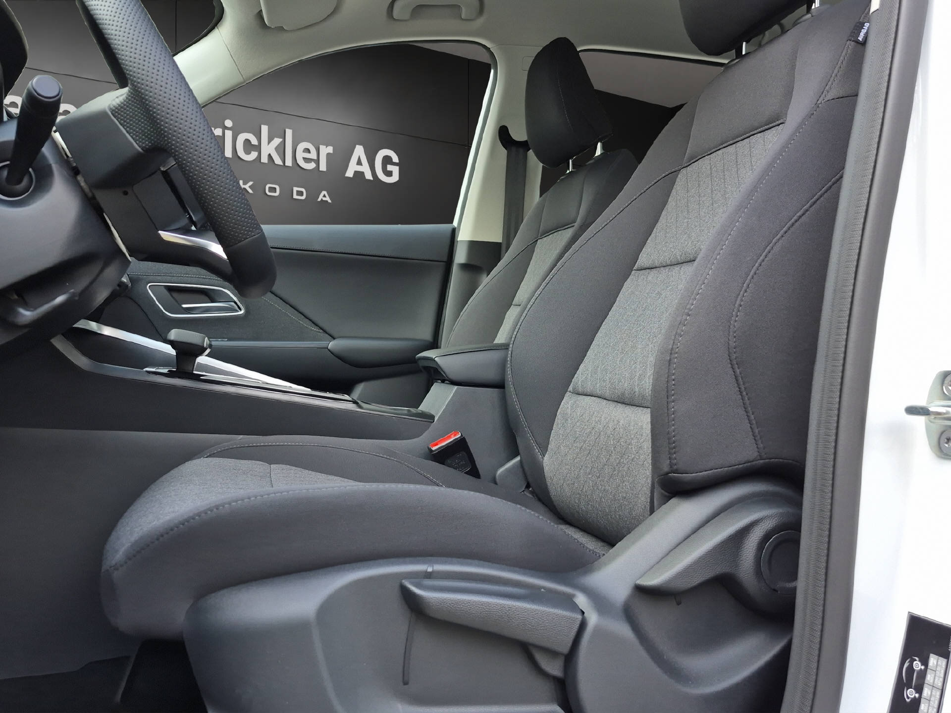 MG ZS 1.5 Hybrid+ Comfort-image-9