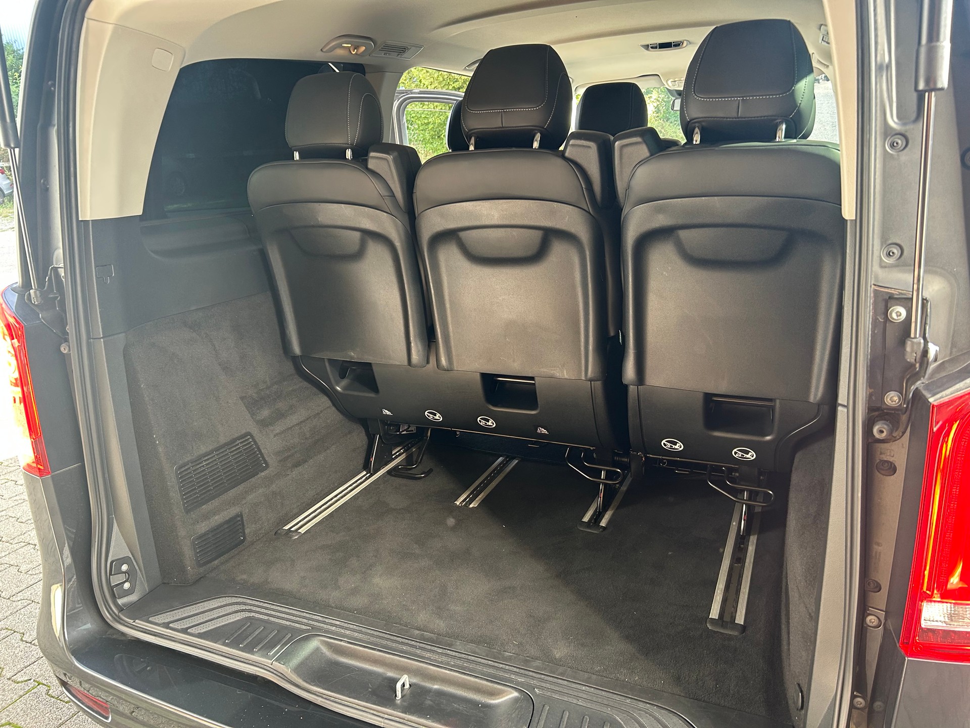 MERCEDES-BENZ V 250 d Avantgarde lang-image-6