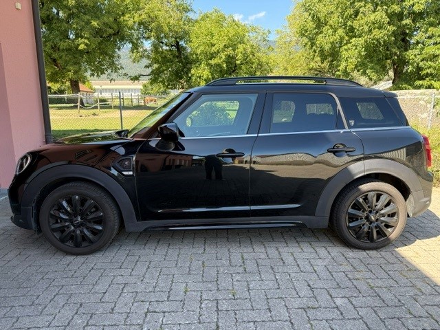 MINI 2.0i Cooper S ALL4-image-0