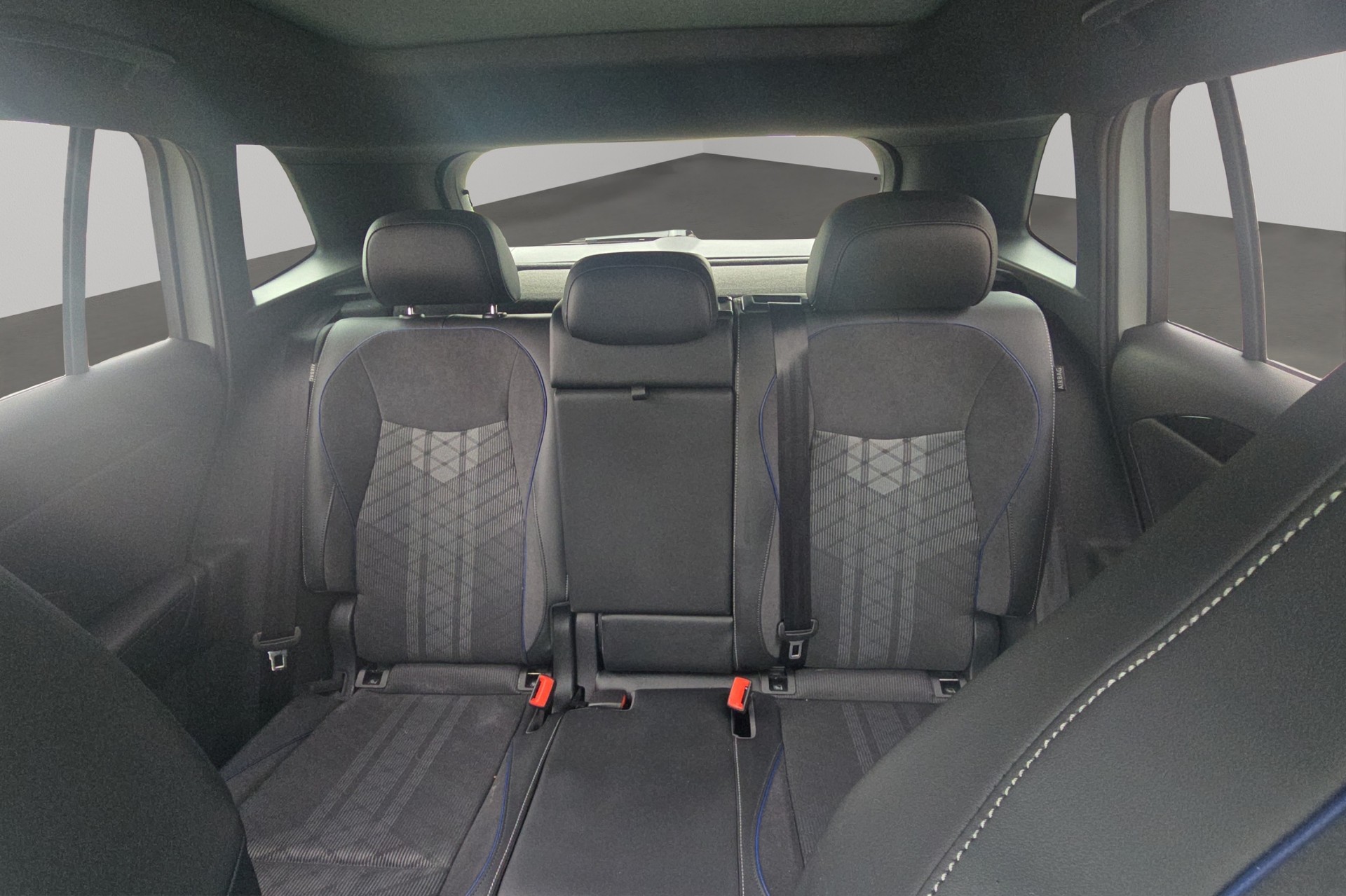 VW Tiguan 2.0 TSI DSG R-Line 4Motion-image-5