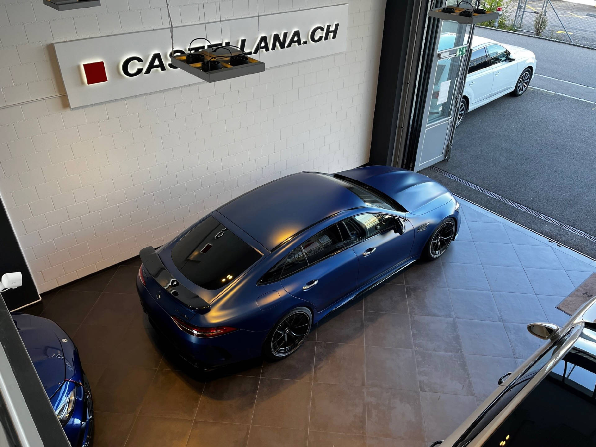 MERCEDES-BENZ AMG GT 63 S 4matic+-image-7