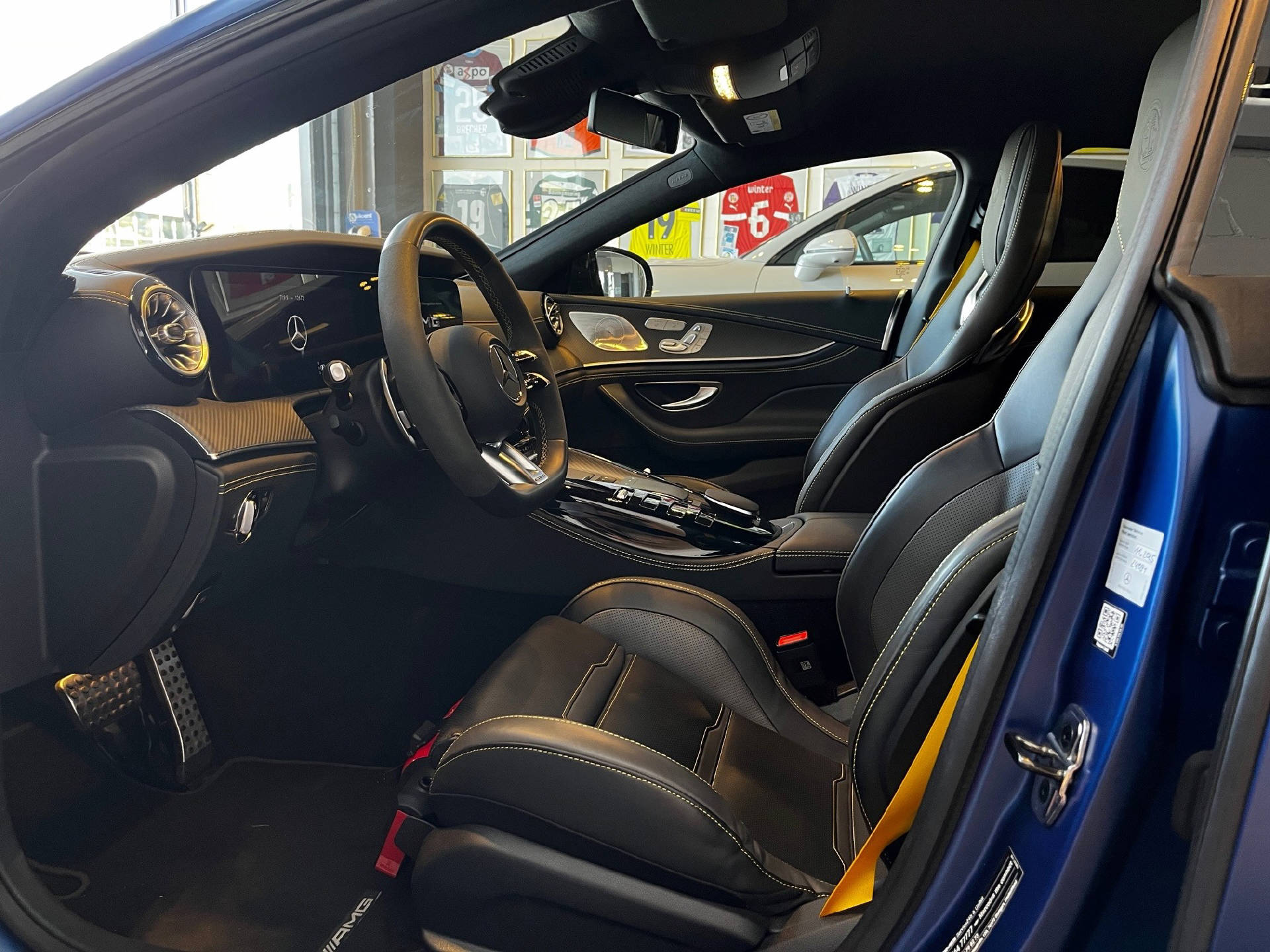 MERCEDES-BENZ AMG GT 63 S 4matic+-image-12