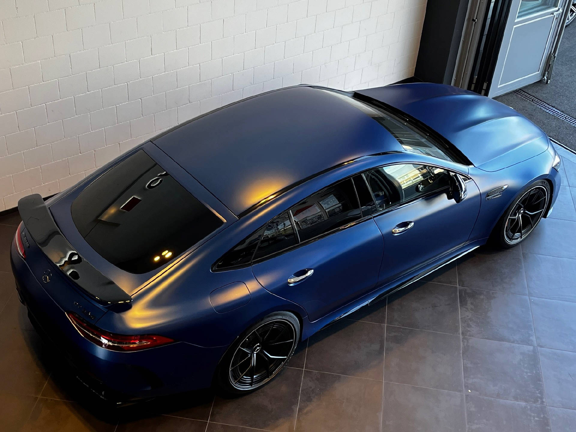 MERCEDES-BENZ AMG GT 63 S 4matic+-image-8