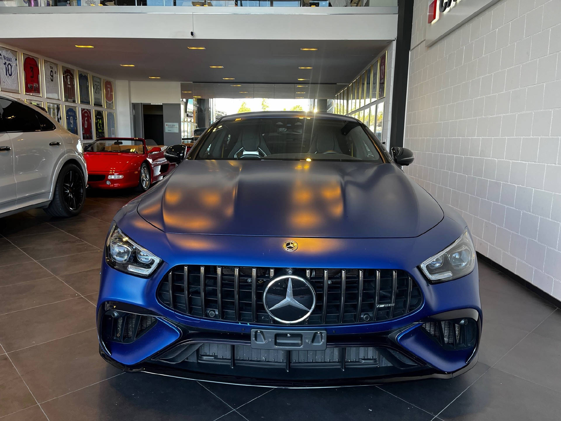 MERCEDES-BENZ AMG GT 63 S 4matic+-image-2