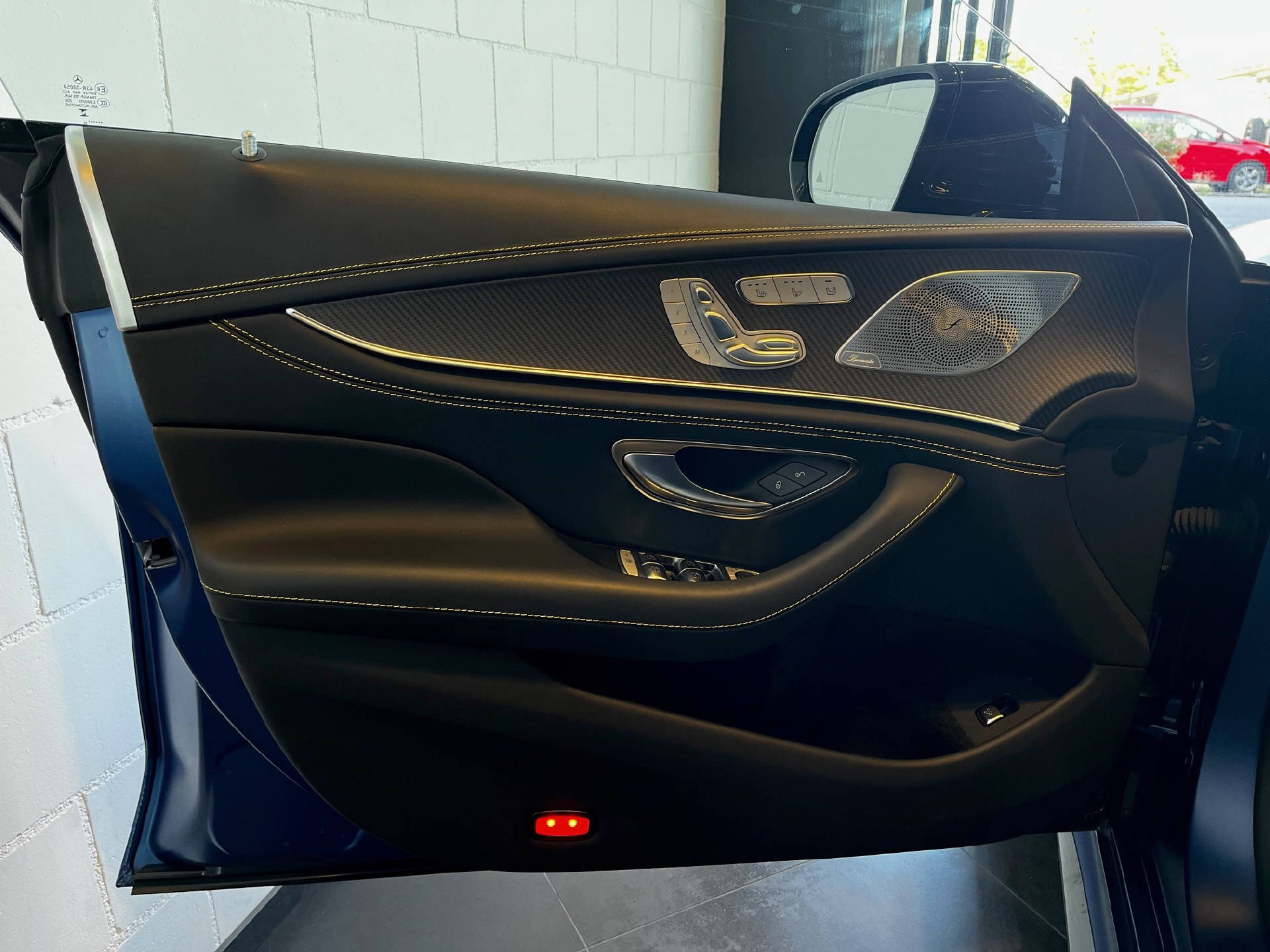 MERCEDES-BENZ AMG GT 63 S 4matic+-image-24