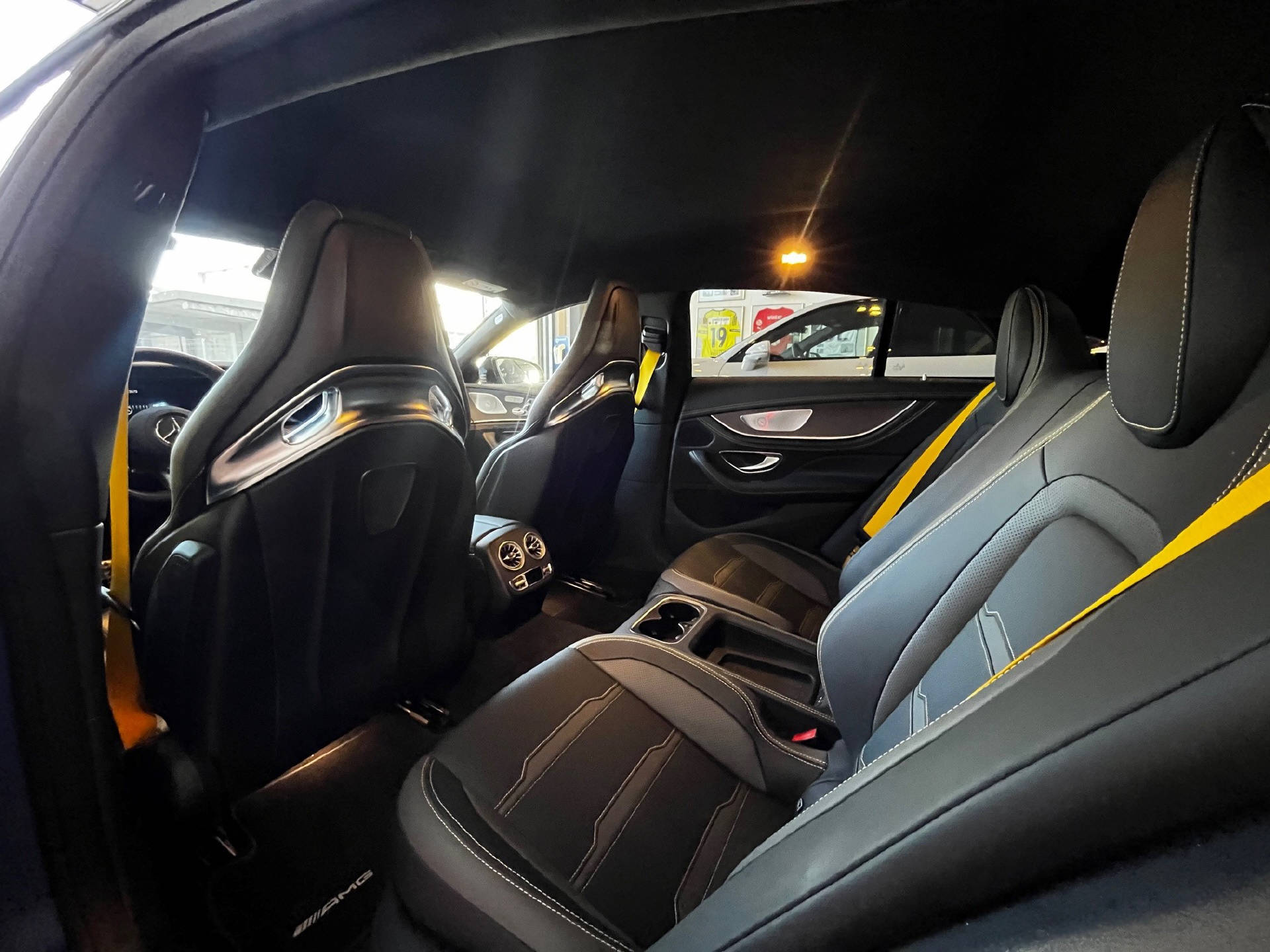MERCEDES-BENZ AMG GT 63 S 4matic+-image-14
