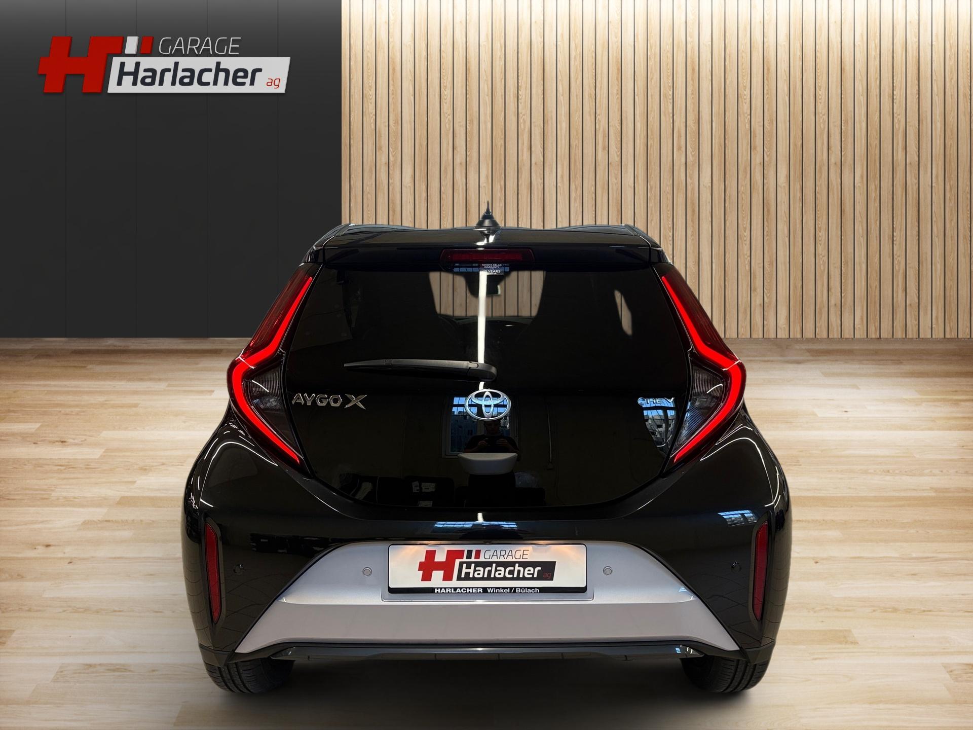 TOYOTA Aygo X 1.5 VVT-i HSD Style-image-5