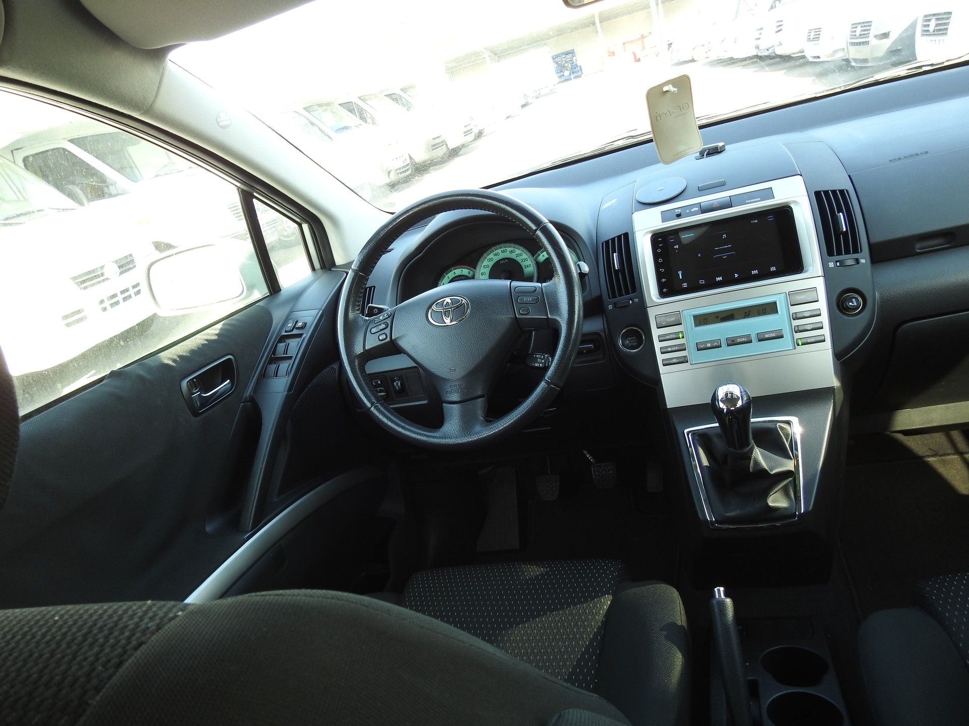 TOYOTA Corolla Verso 1.8 Linea Luna-image-18