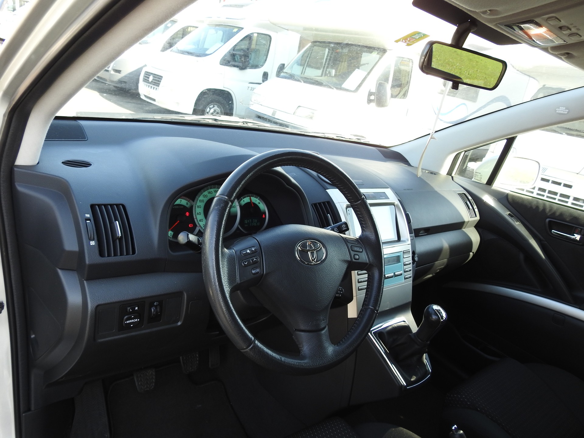 TOYOTA Corolla Verso 1.8 Linea Luna-image-11