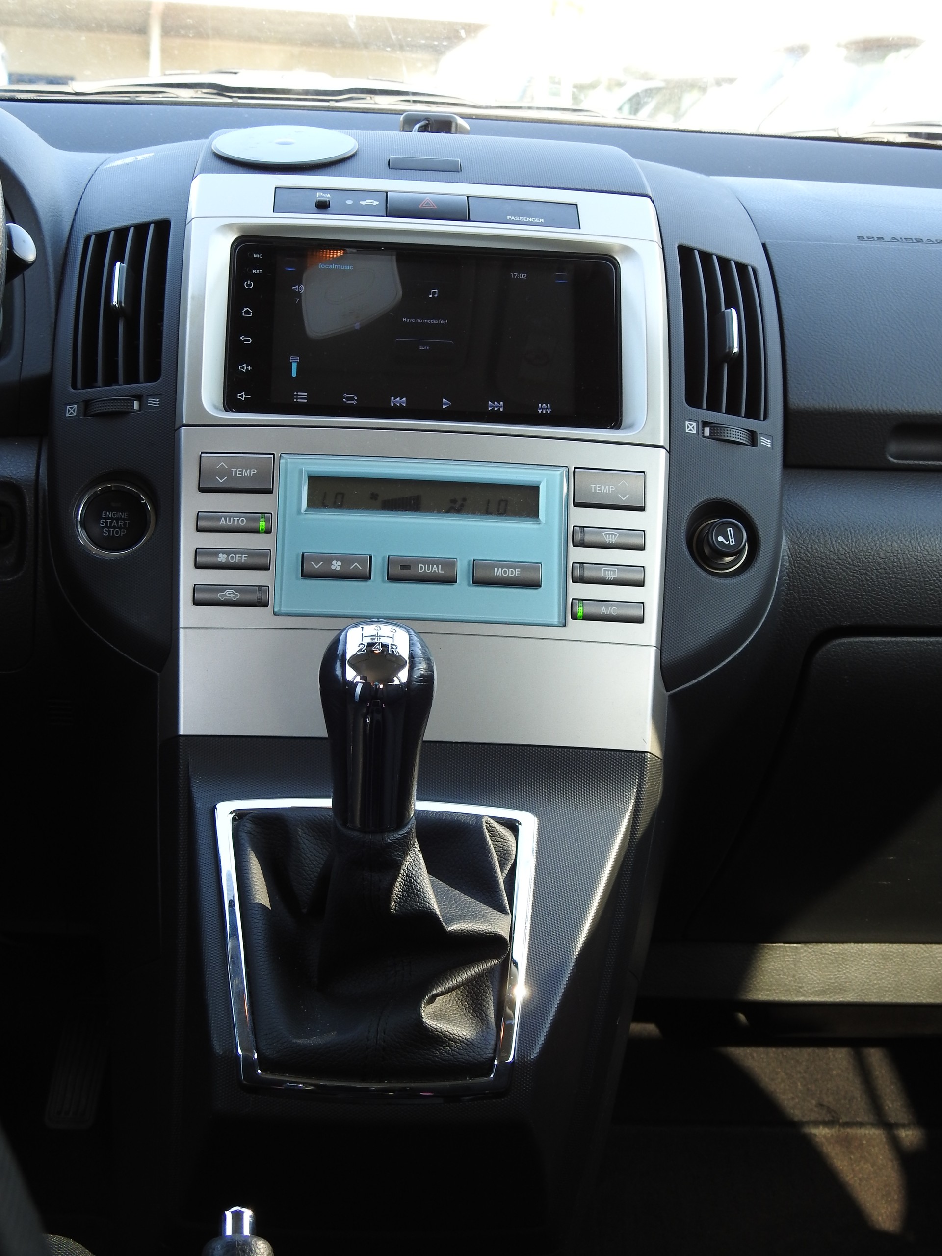 TOYOTA Corolla Verso 1.8 Linea Luna-image-16