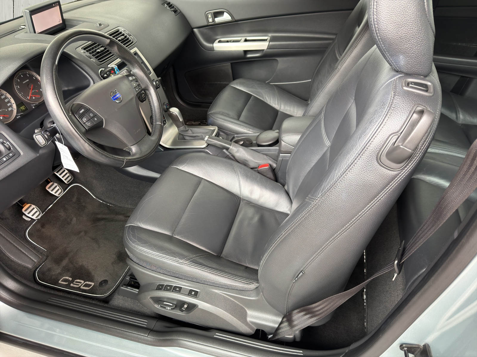 VOLVO C30 T5 Summum-image-9