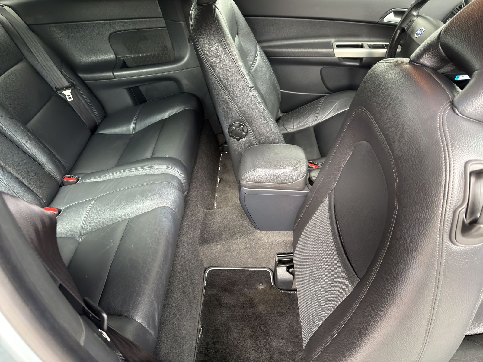 VOLVO C30 T5 Summum-image-12