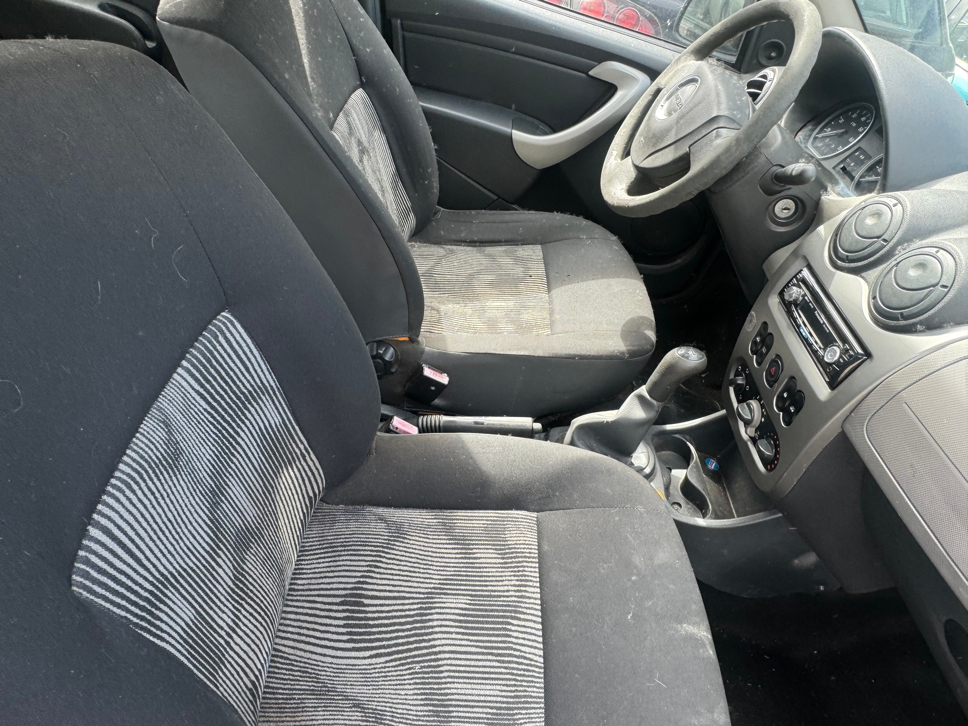DACIA Sandero 1.2 Ambiance-image-6
