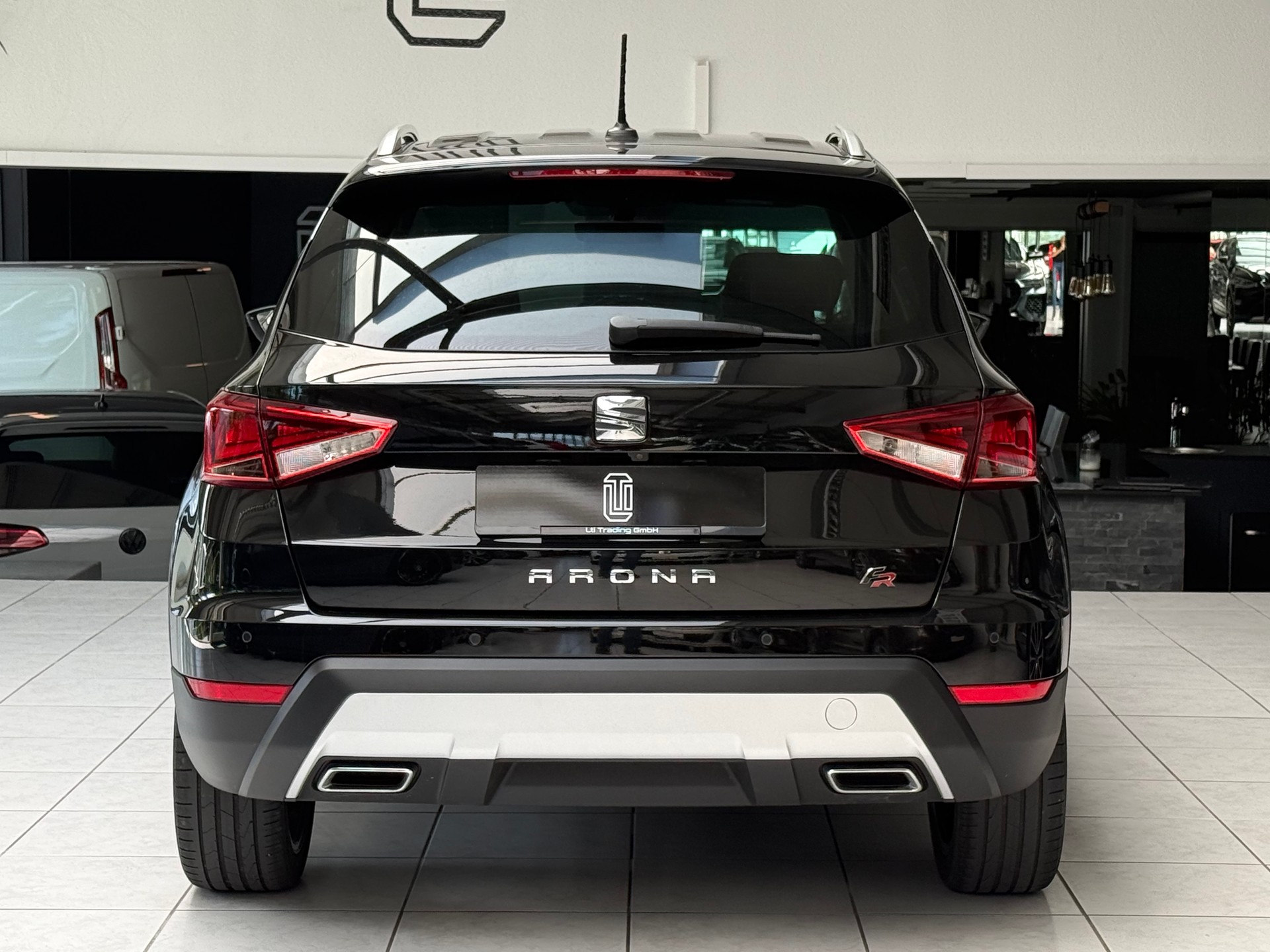 SEAT Arona 1.0 TSI Eco Hola FR DSG-image-3