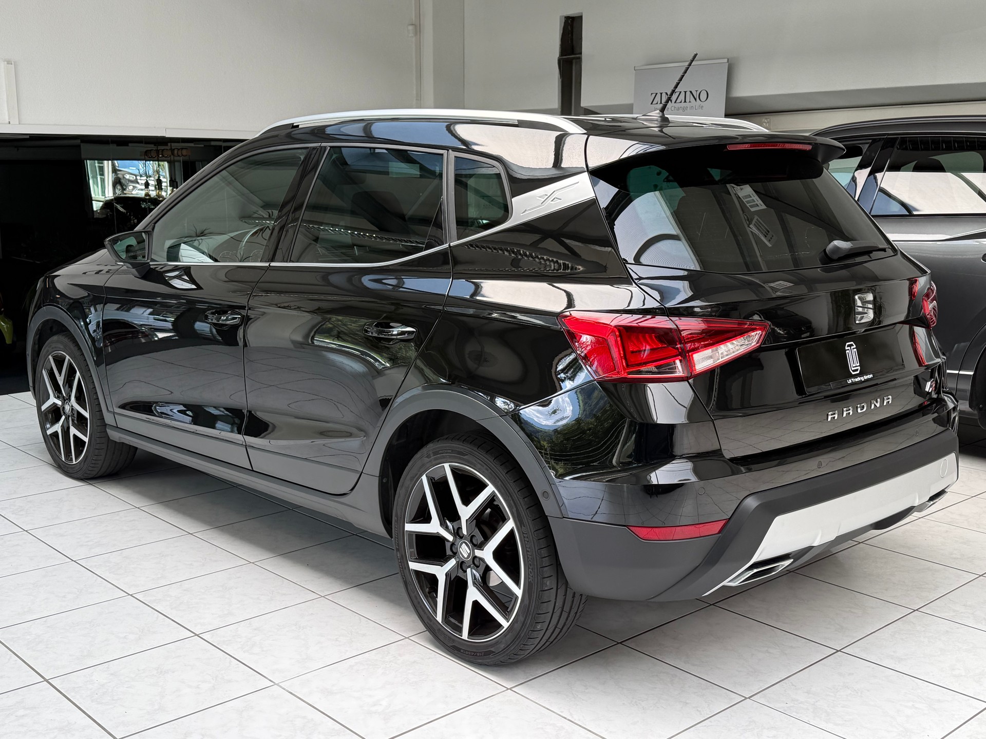 SEAT Arona 1.0 TSI Eco Hola FR DSG-image-2
