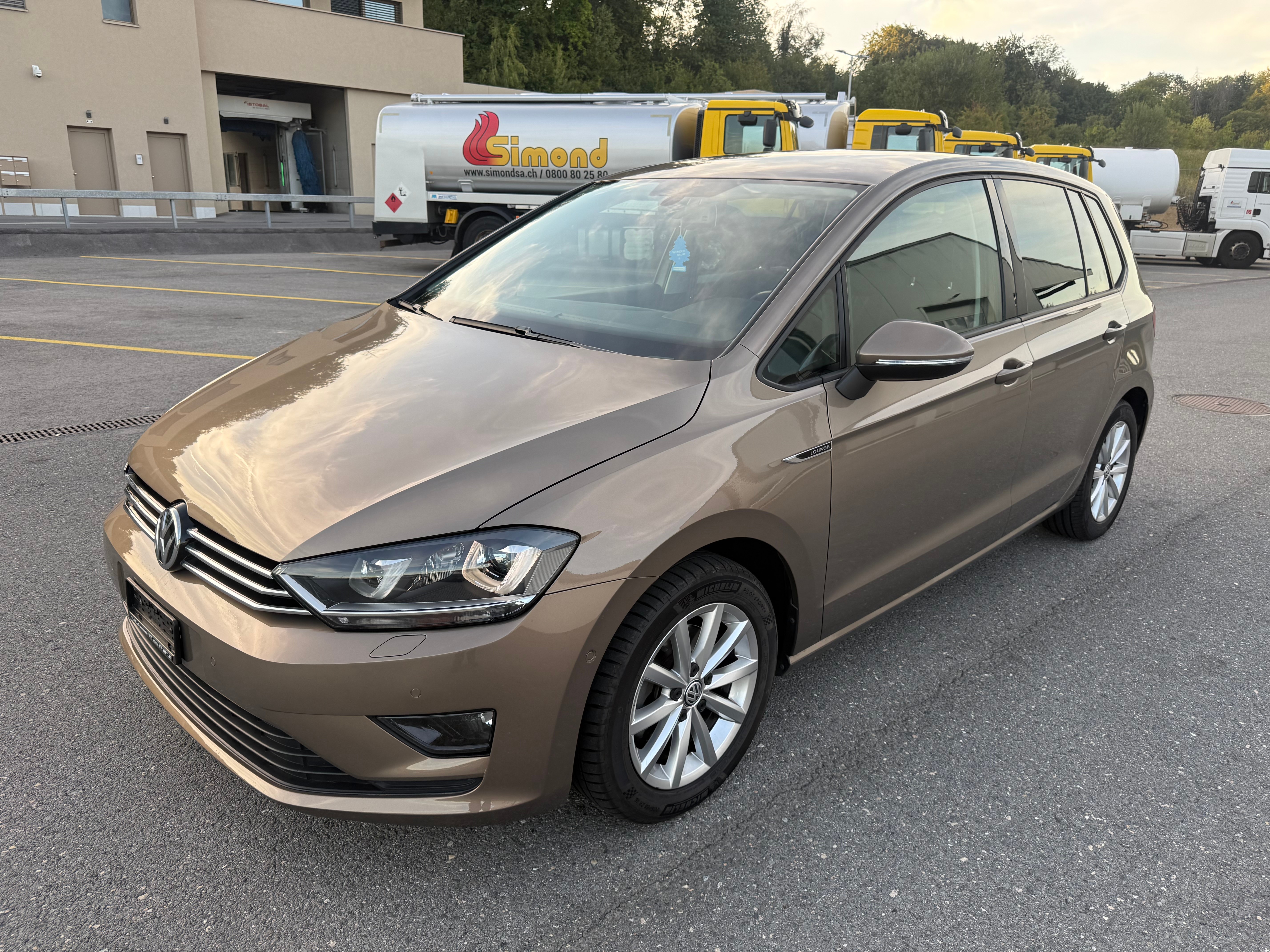 VW Golf Sportsvan 1.4 TSI Lounge DSG — slika 1