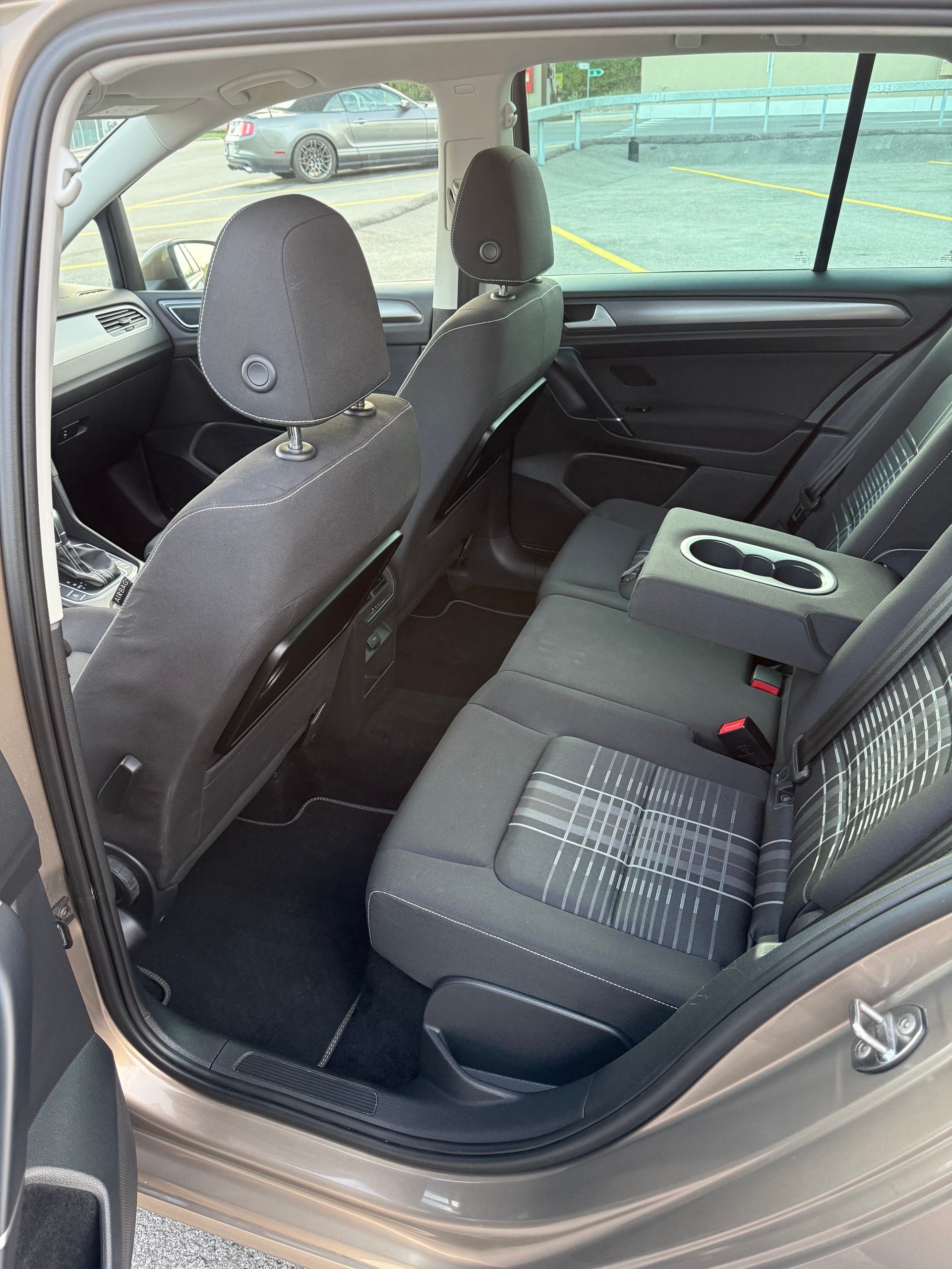 VW Golf Sportsvan 1.4 TSI Lounge DSG-image-7