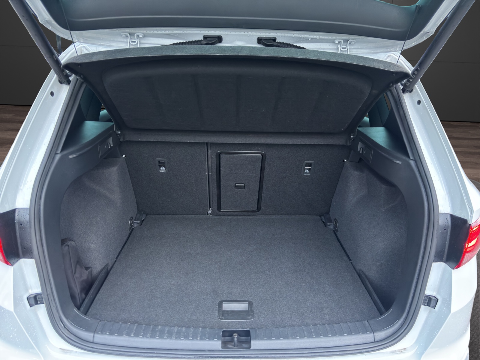 SEAT Ateca 2.0 TDI CR Hola FR DSG 4Drive-image-12