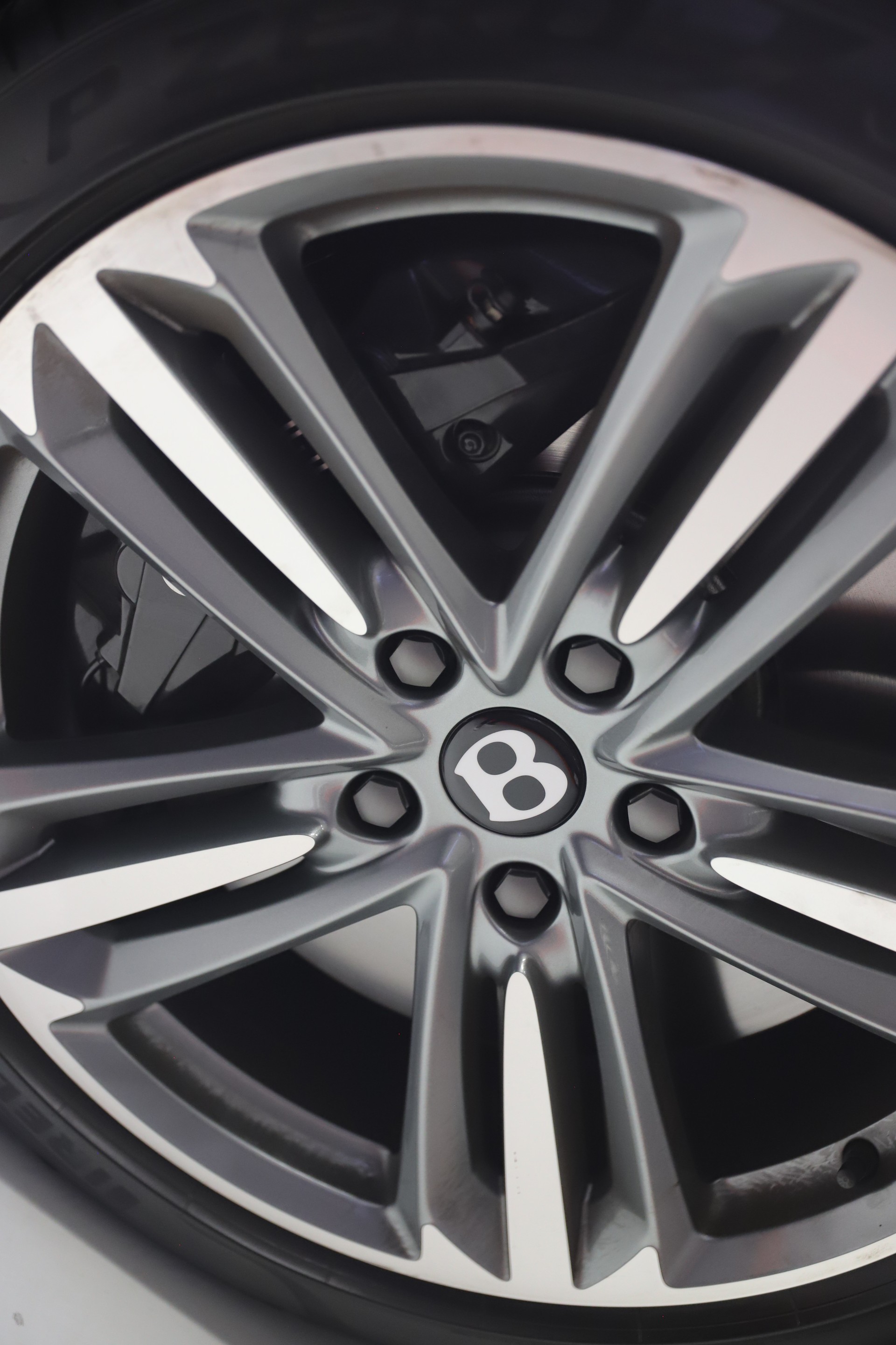 BENTLEY Continental GTC 4.0 V8-image-8