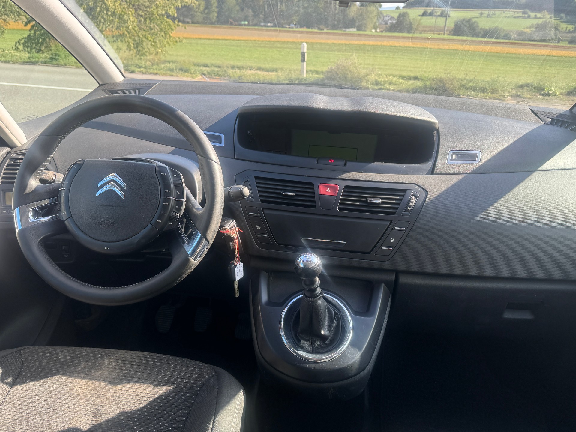 CITROEN Grand C4 Picasso 1.6 HDI 16V Attraction-image-7