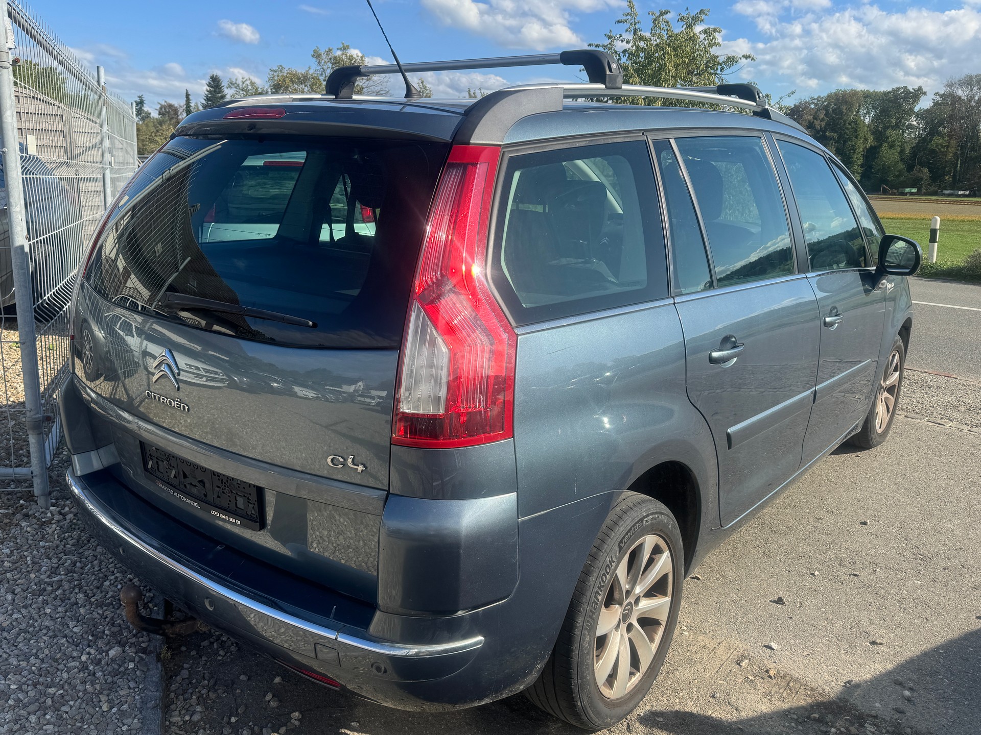 CITROEN Grand C4 Picasso 1.6 HDI 16V Attraction-image-5