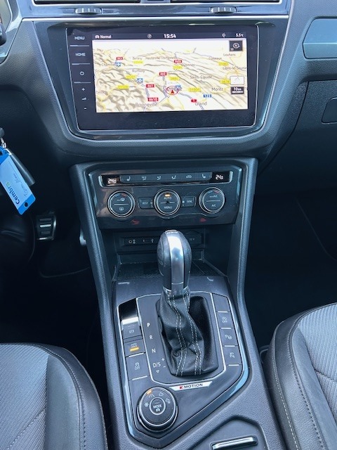 VW Tiguan 2.0TSI R-Line Highline 4Motion DSG-image-8