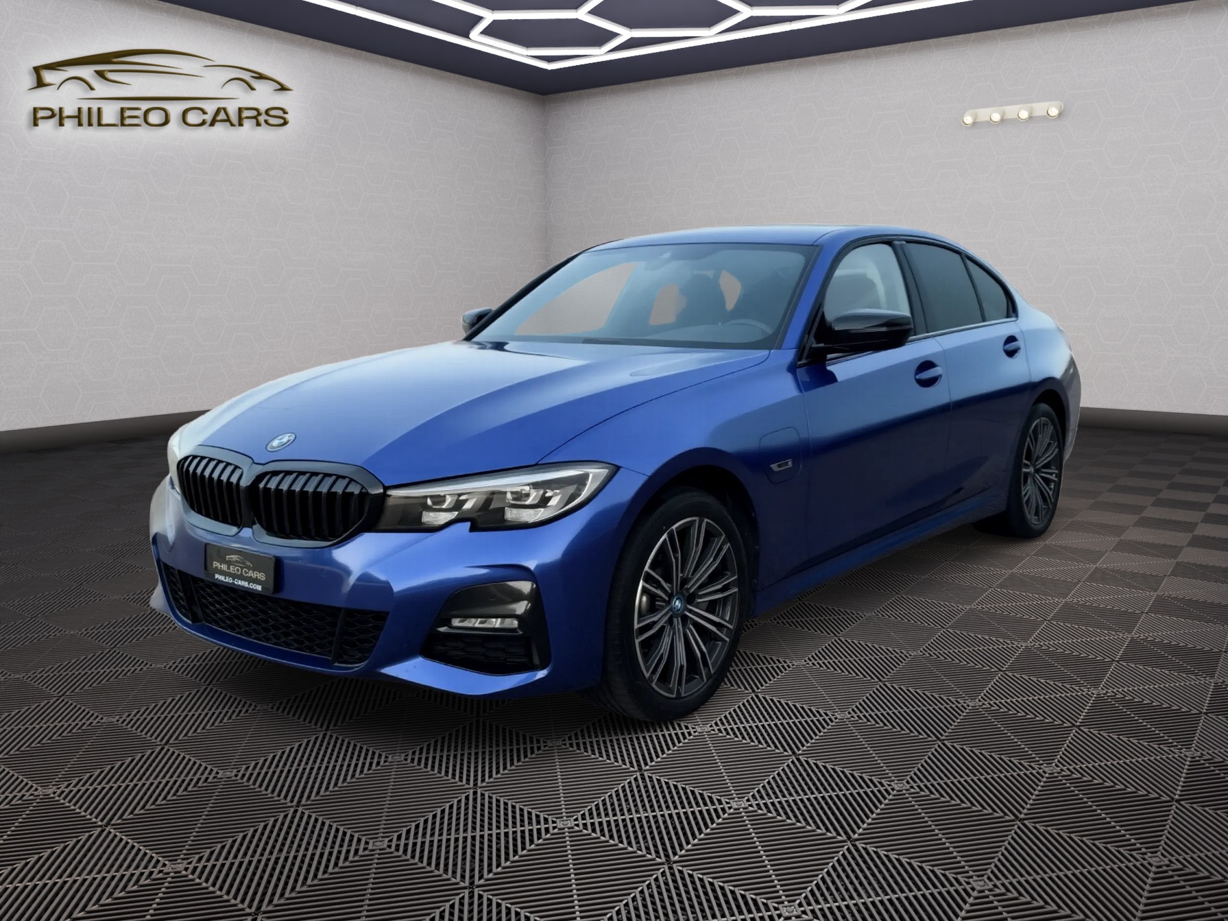 BMW 330e xDrive M Sport Steptronic-image-0