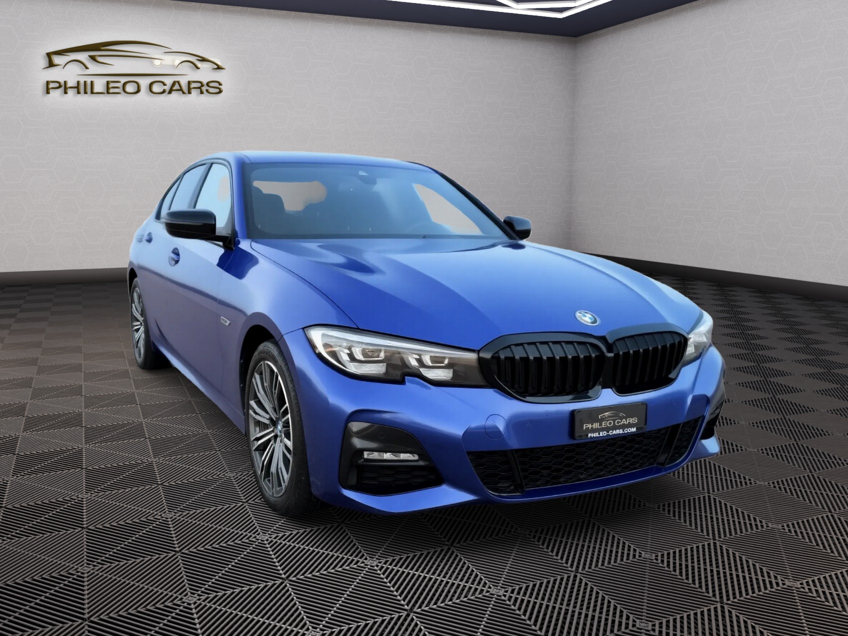 BMW 330e xDrive M Sport Steptronic-image-2