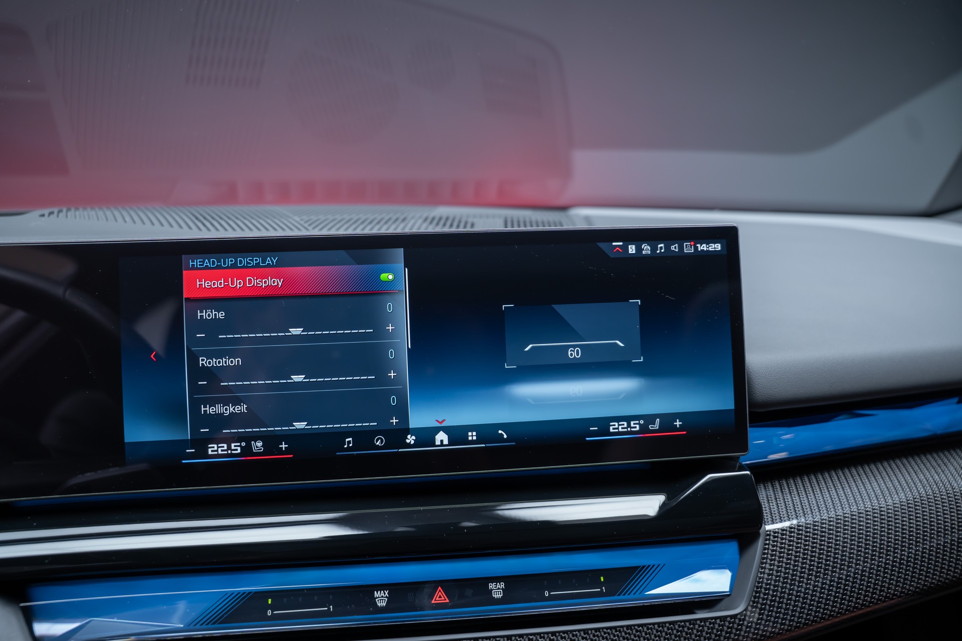BMW i5 M60 xDrive M Sport Pro / CH-Fahrzeug /Iconic Glow / Panorama-Glasdach-image-42