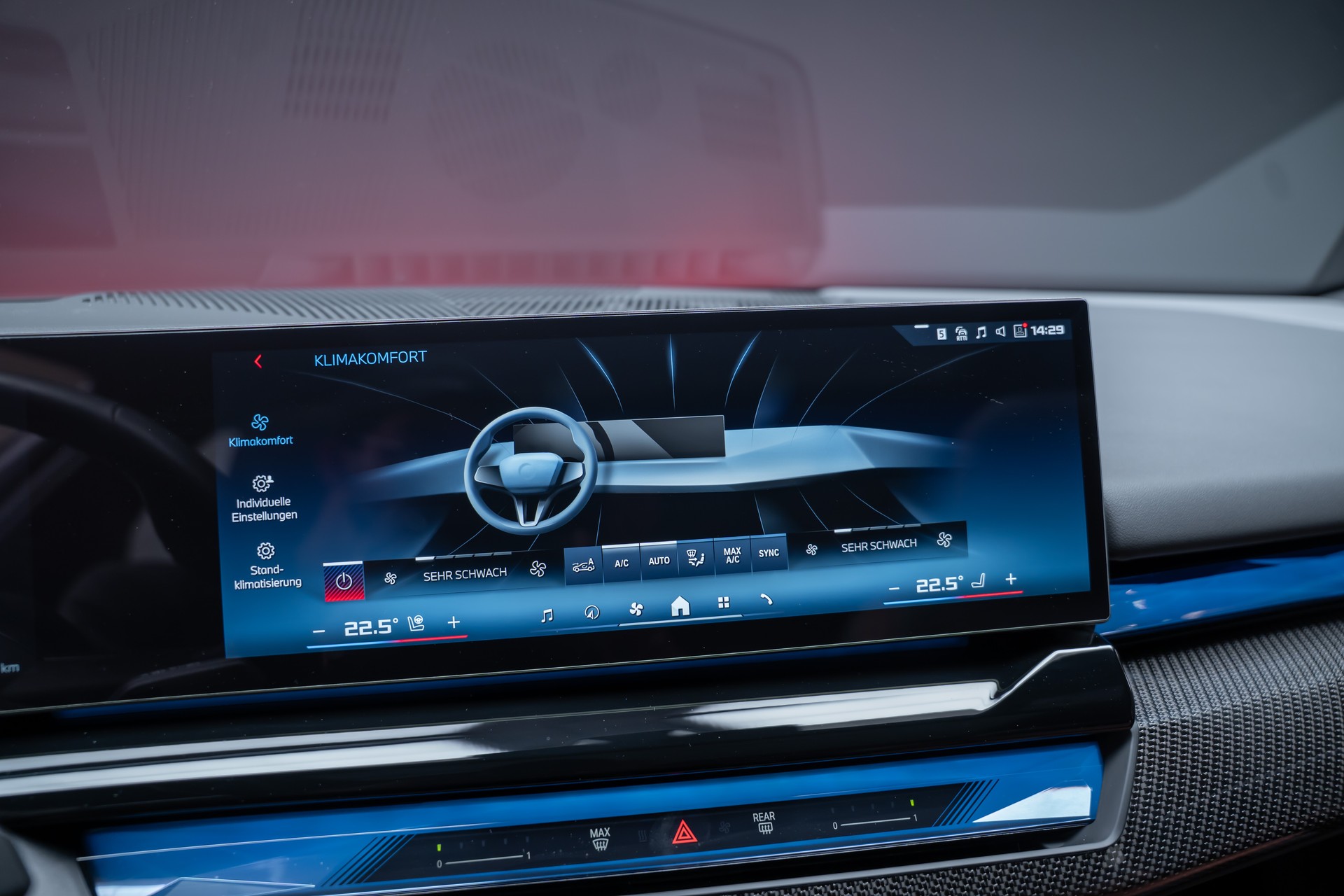 BMW i5 M60 xDrive M Sport Pro / CH-Fahrzeug /Iconic Glow / Panorama-Glasdach-image-38