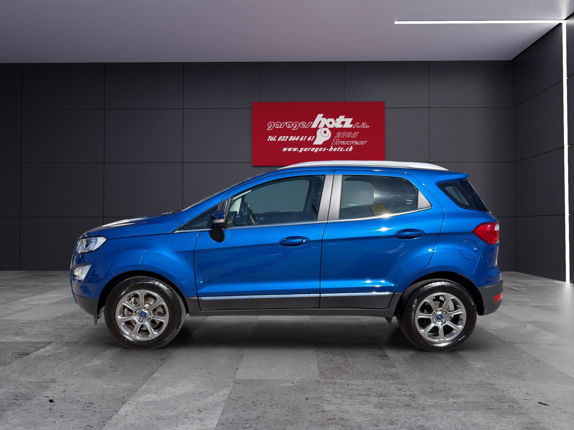 FORD EcoSport 1.0 EcoB Titanium-image-2