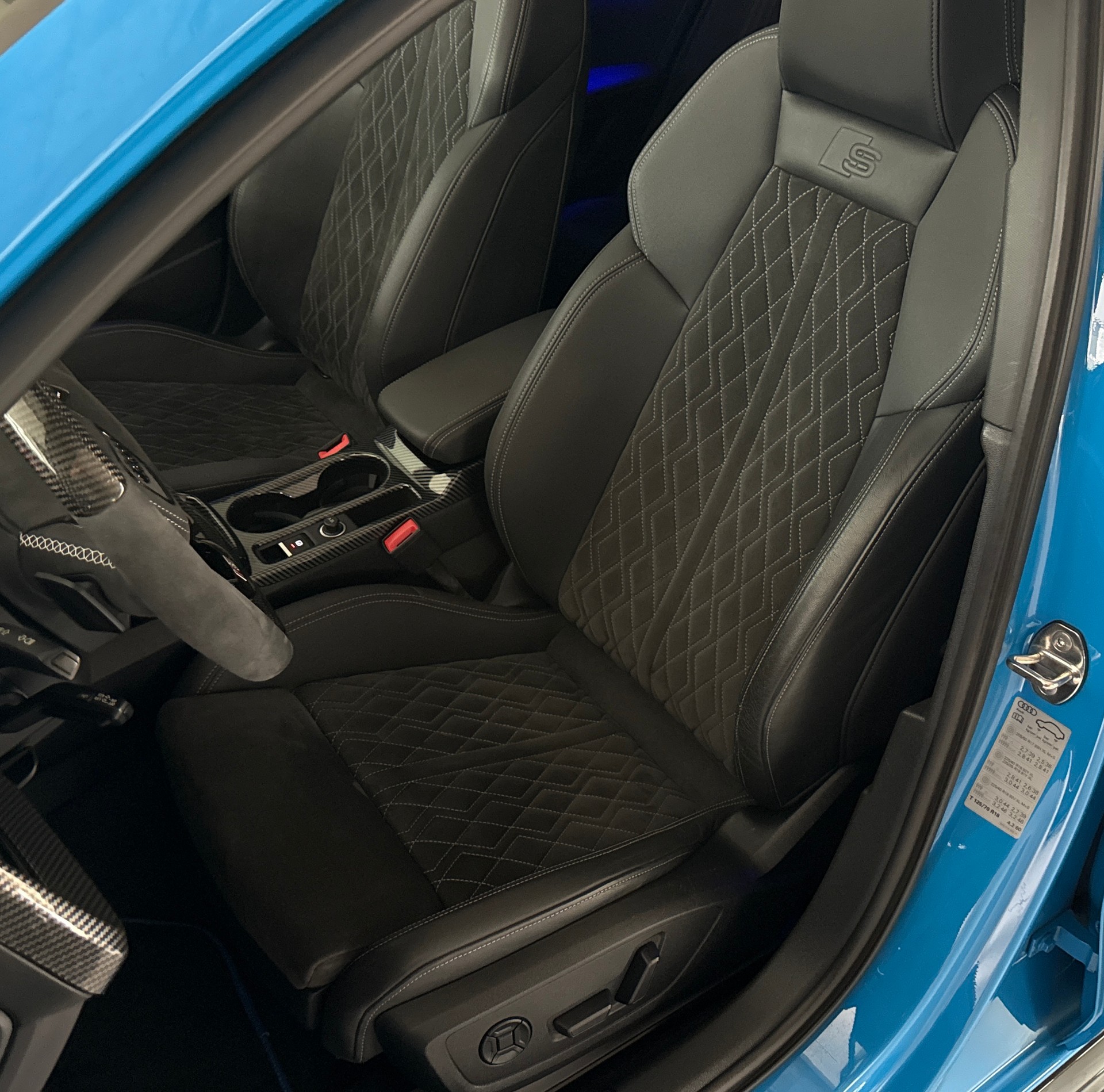 AUDI S3 Sportback 2.0 TFSI quattro S-tronic ***Einzelstück***Vollausstattung***-image-11