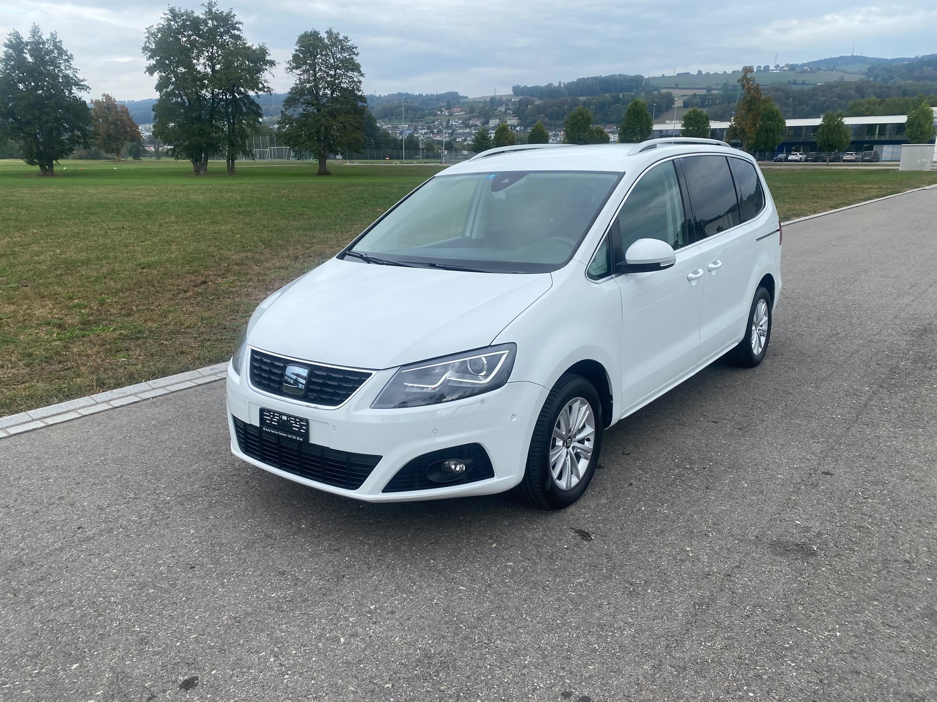 SEAT Alhambra 2.0 TDI 4Drive Style-image-0