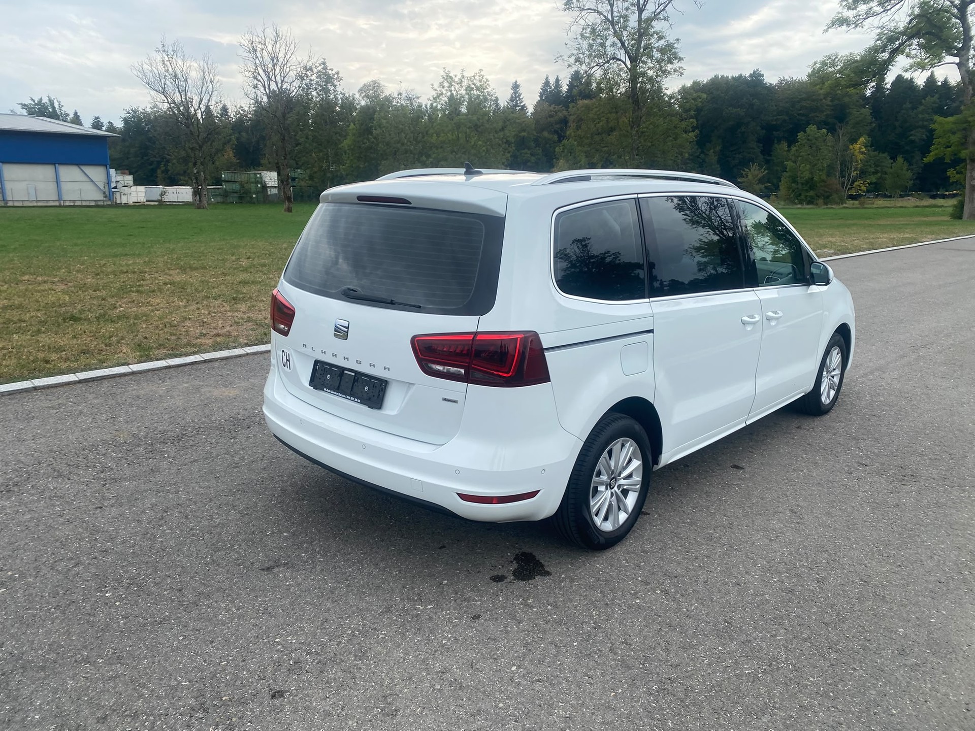 SEAT Alhambra 2.0 TDI 4Drive Style-image-4